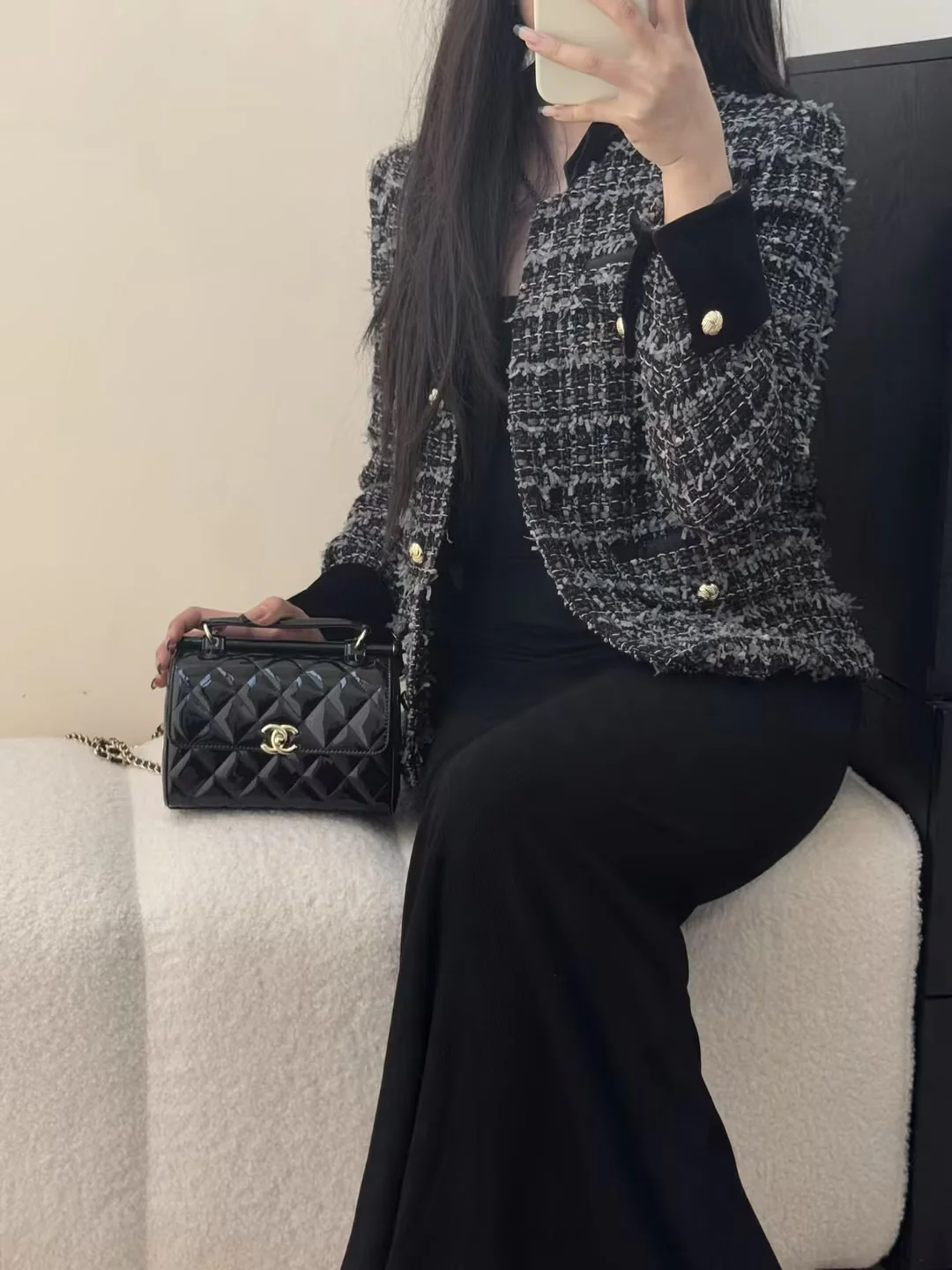 Chan 23K chain shoulder bag
