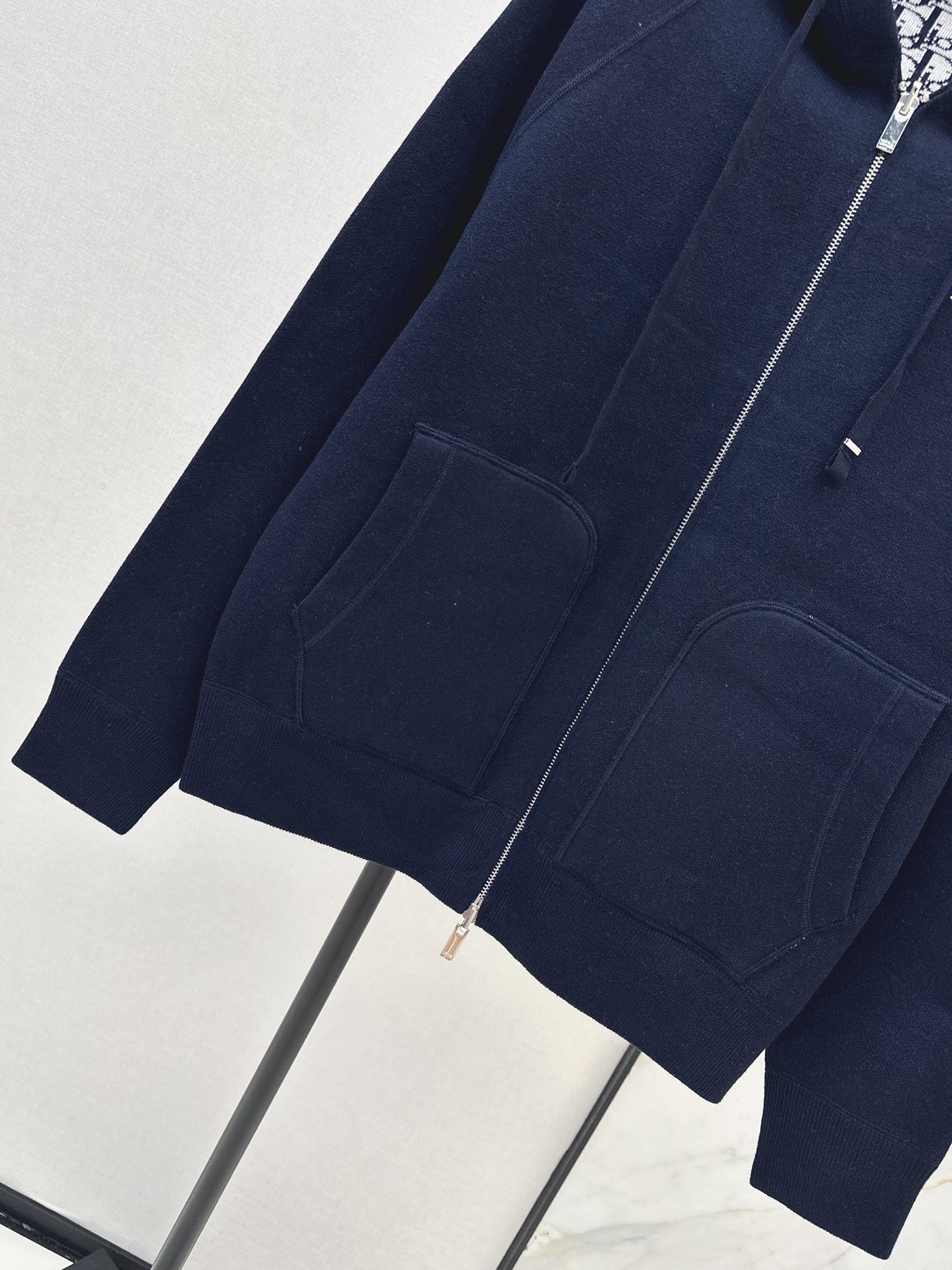 CD 26fw reversible hooded jacket