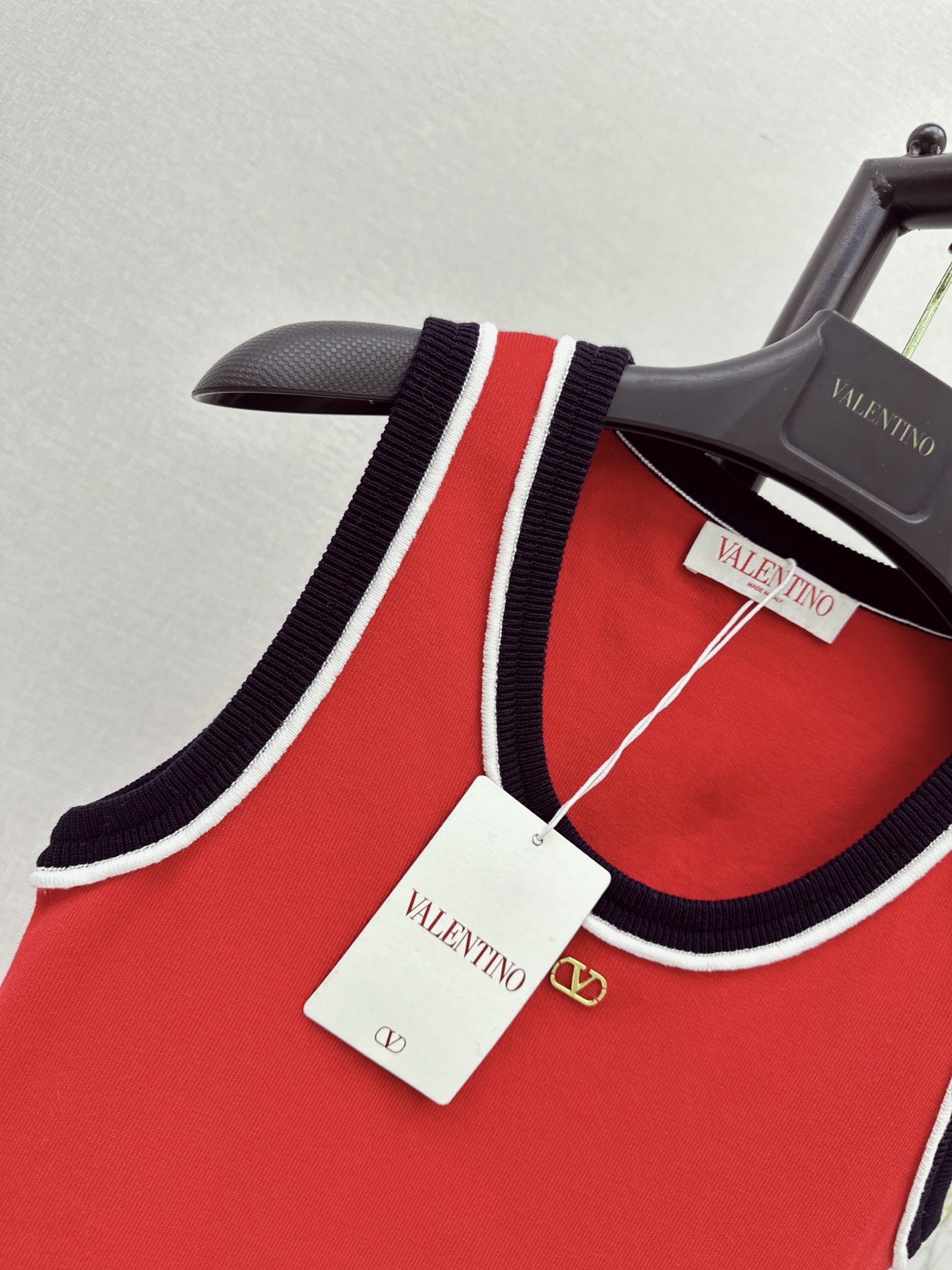 Valen 26fw knit vest