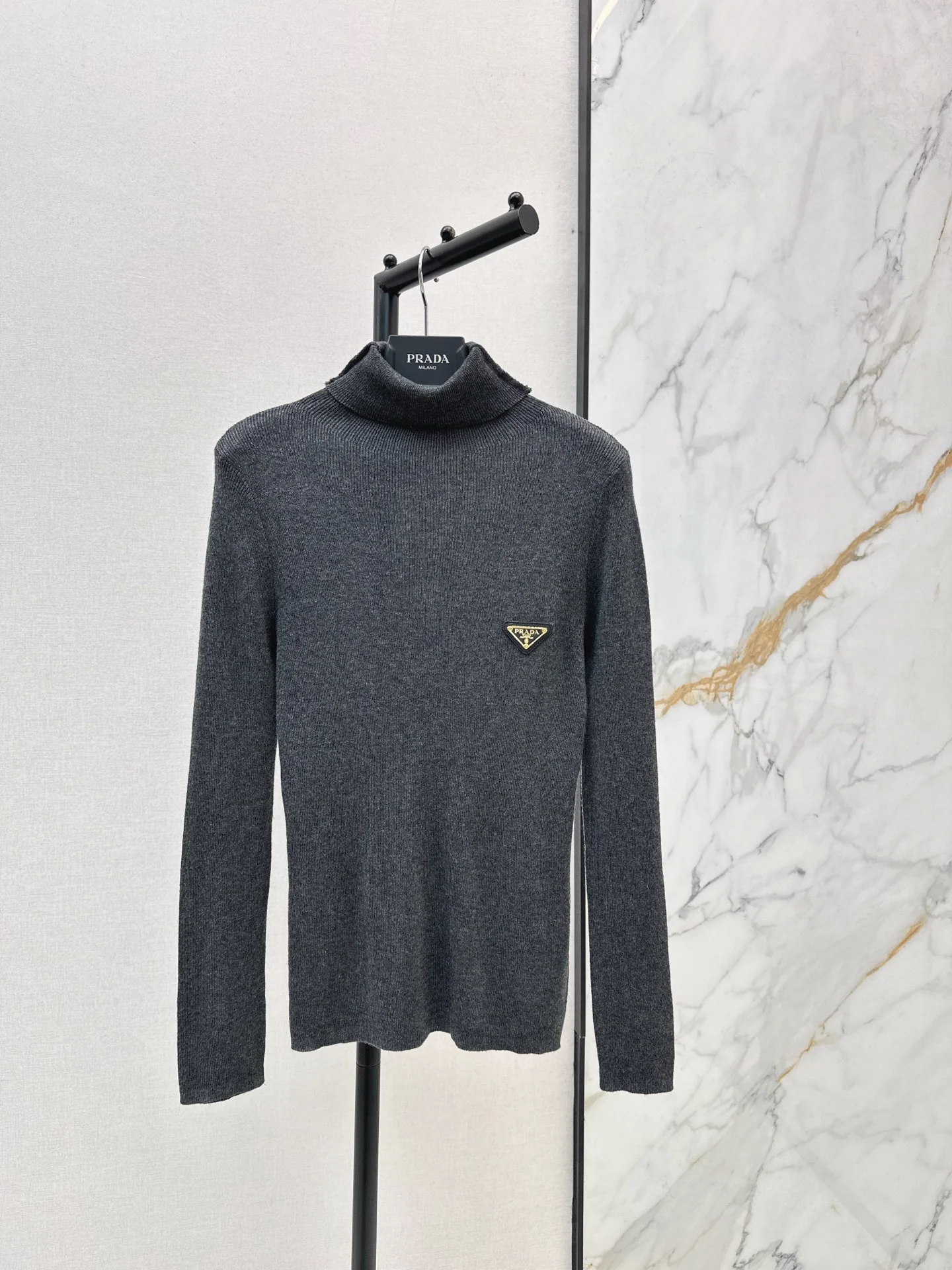Pra 25fw base layer