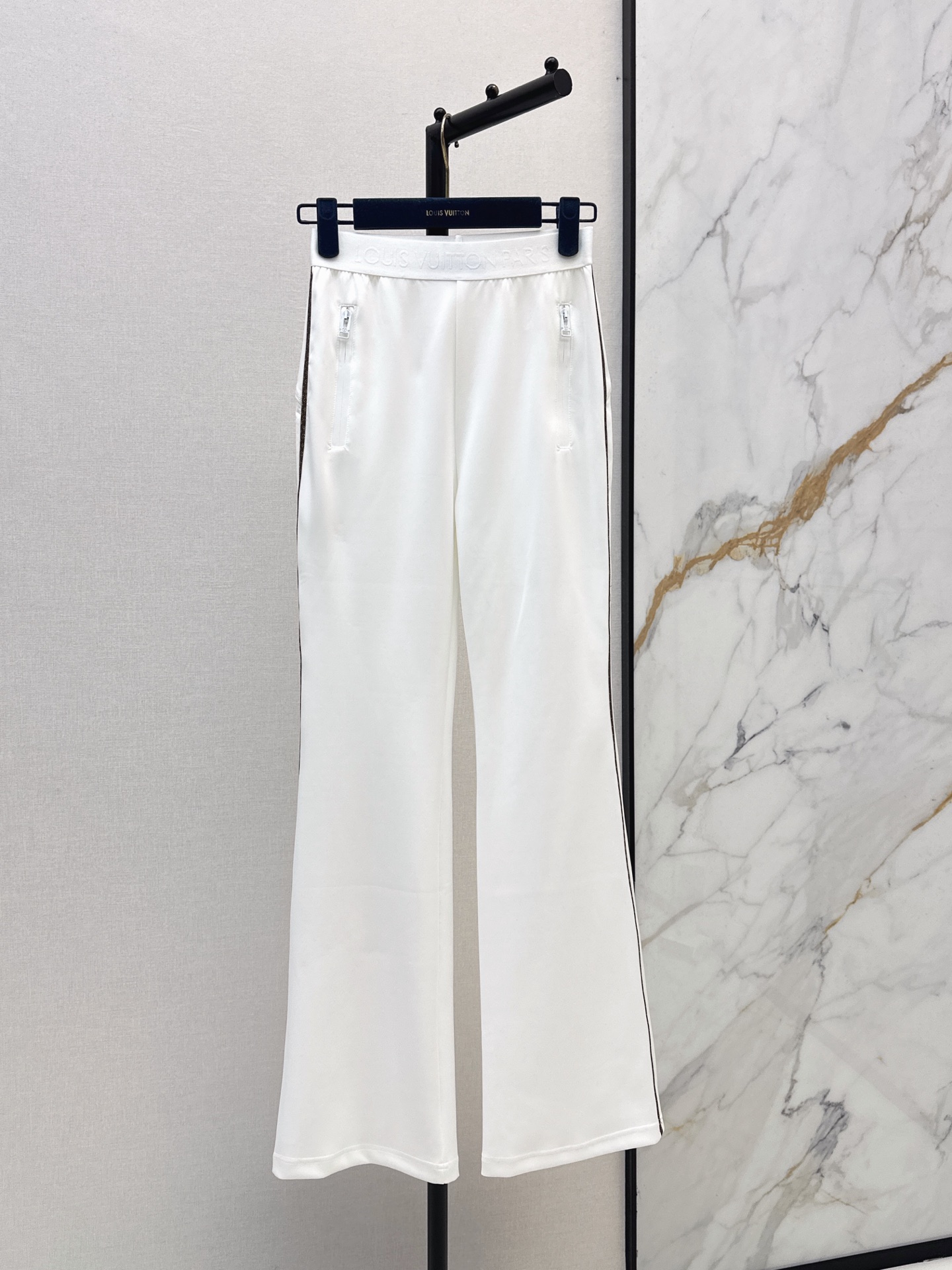 Loui 26fw flared pants