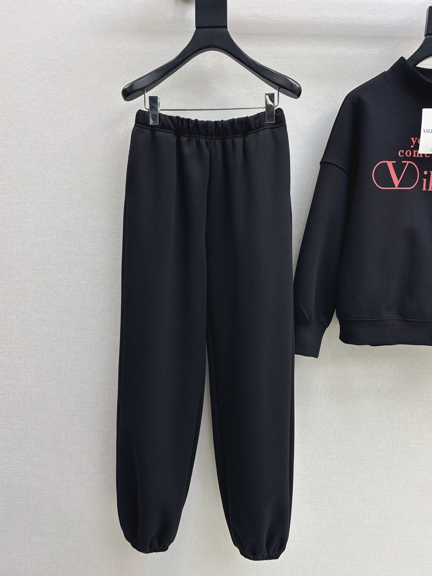 Valen 26fw print sweatshirt pants sets