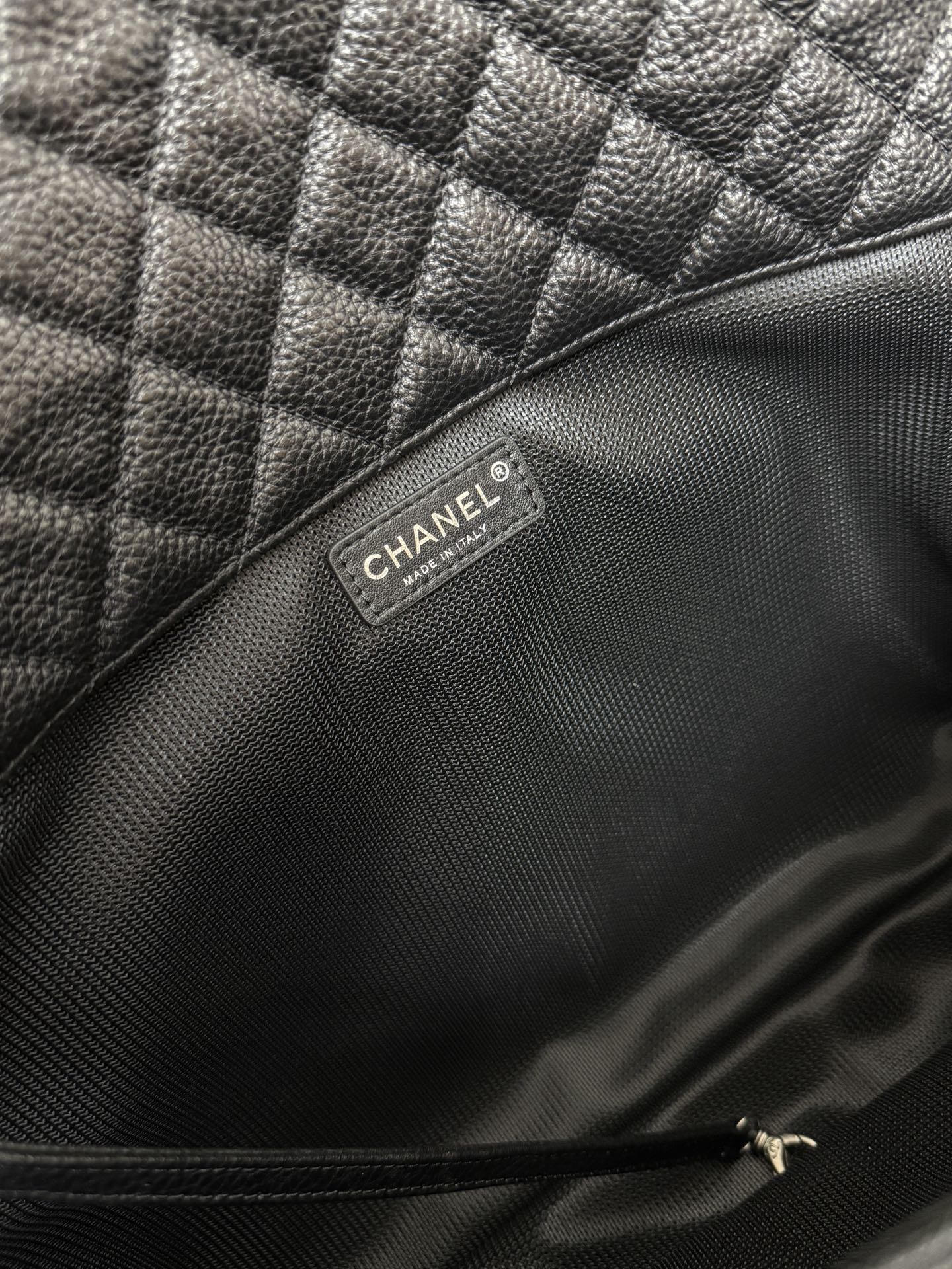 Chan 26fw airline bag