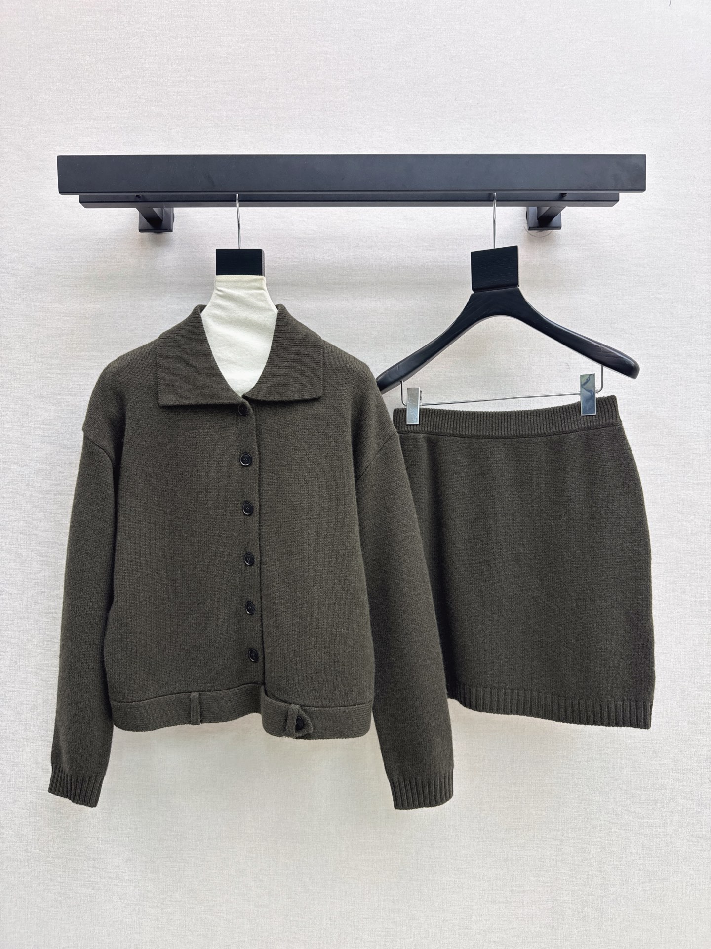 Max 26fw knit cardigan skirt sets