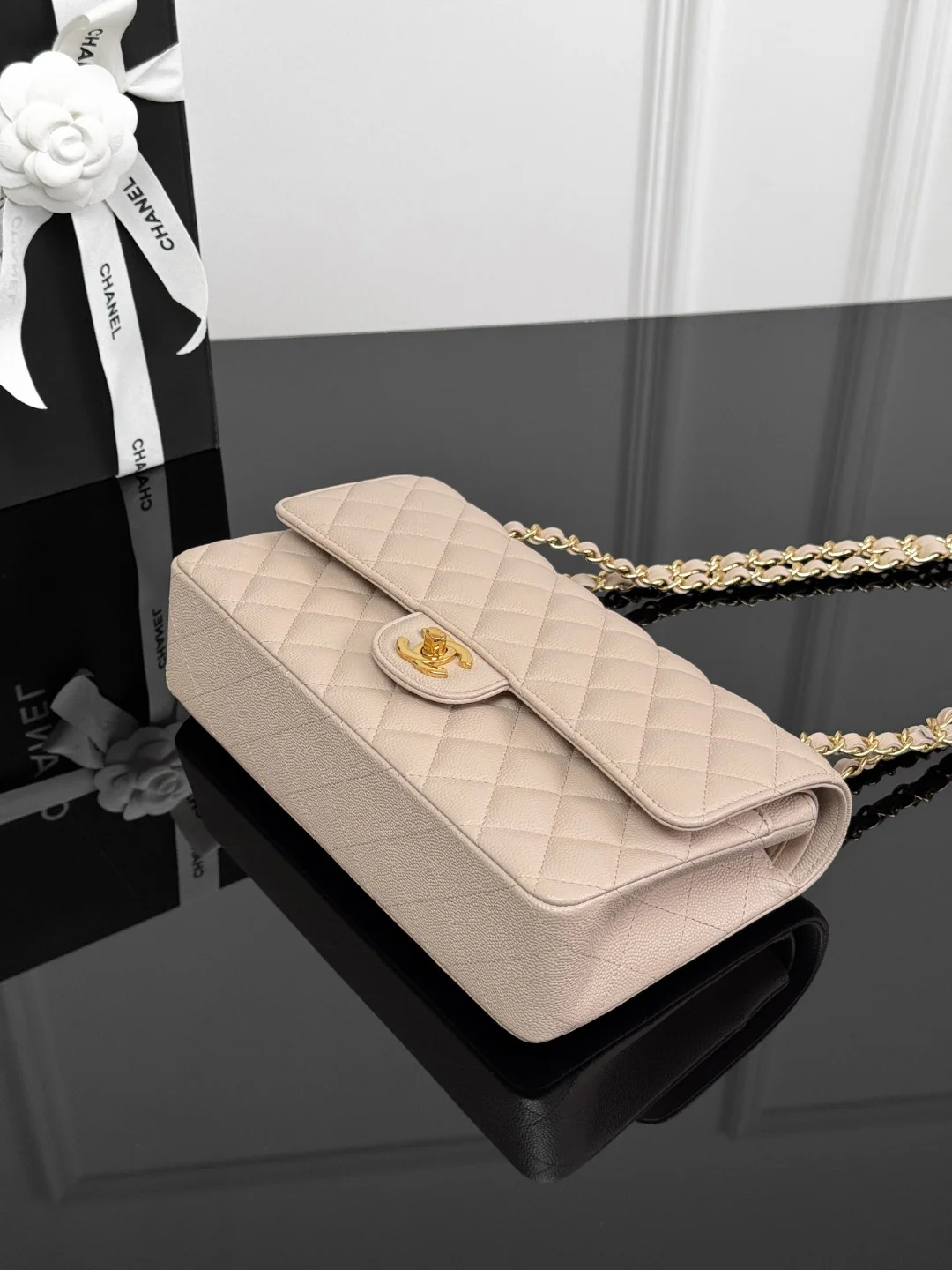 Chan cf25 chain shoulder bag