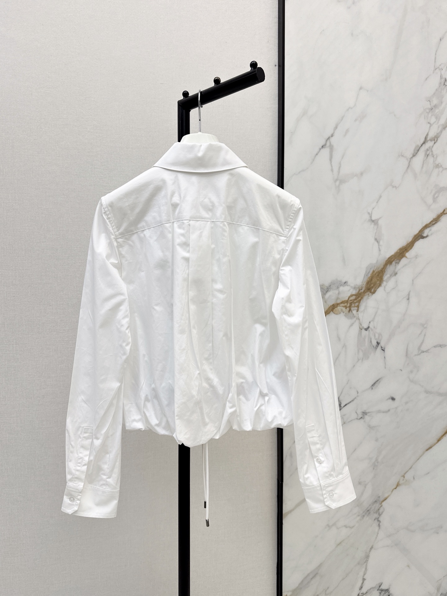 Loe 26fw drawstring shirt
