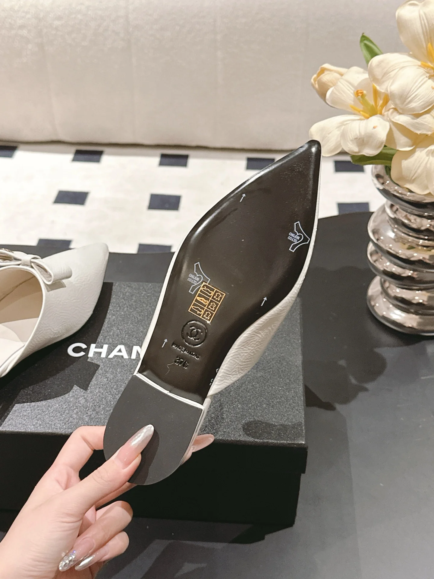 Chan 25fw mules