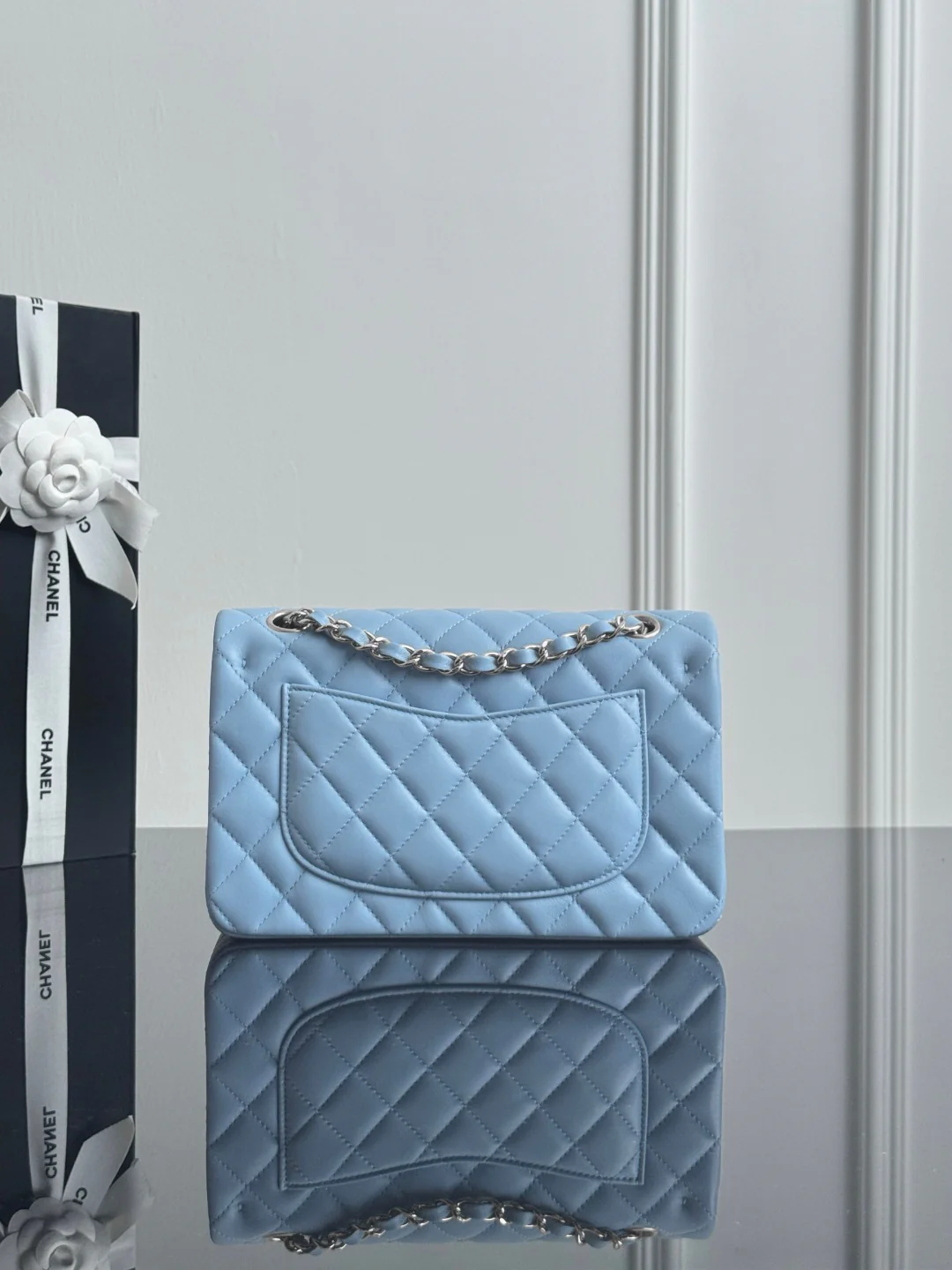 Chan cf23 chain shoulder bag