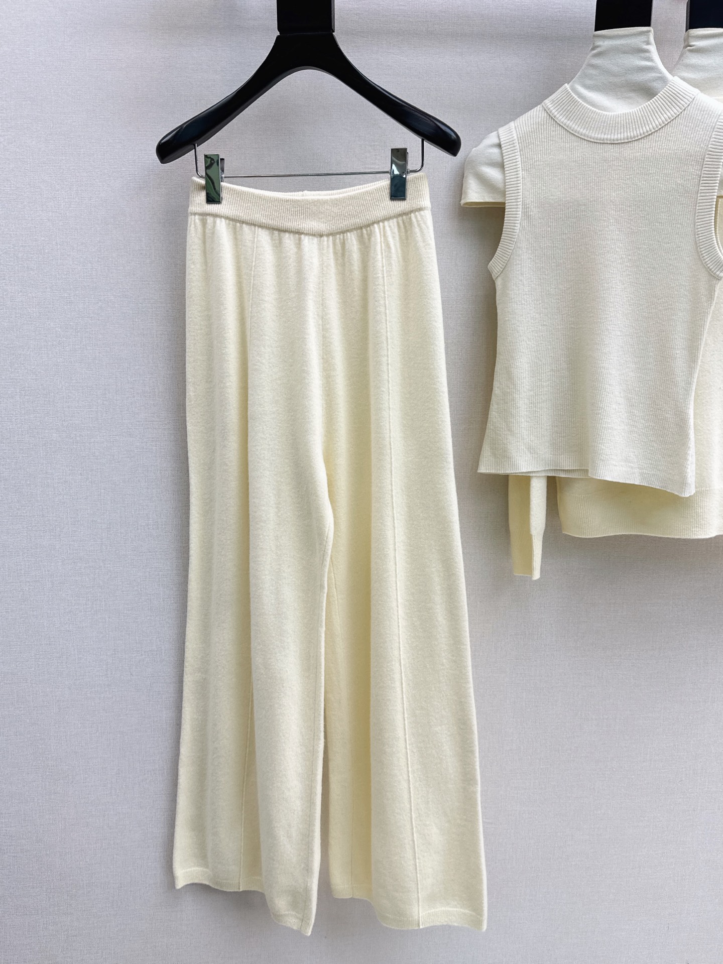 Brun 26fw knit vest cardigan pants sets