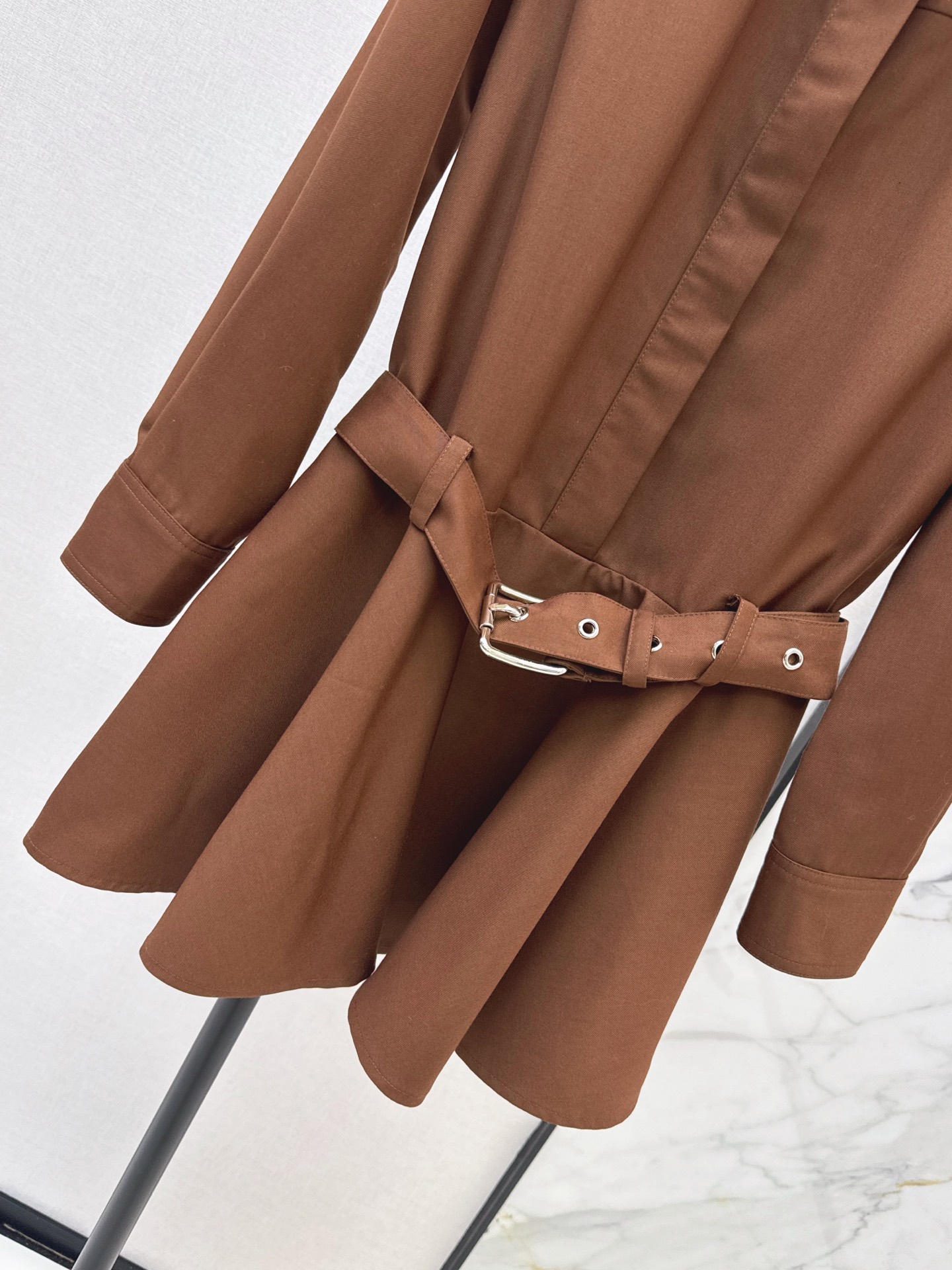 Loe 26fw belted shirt dress