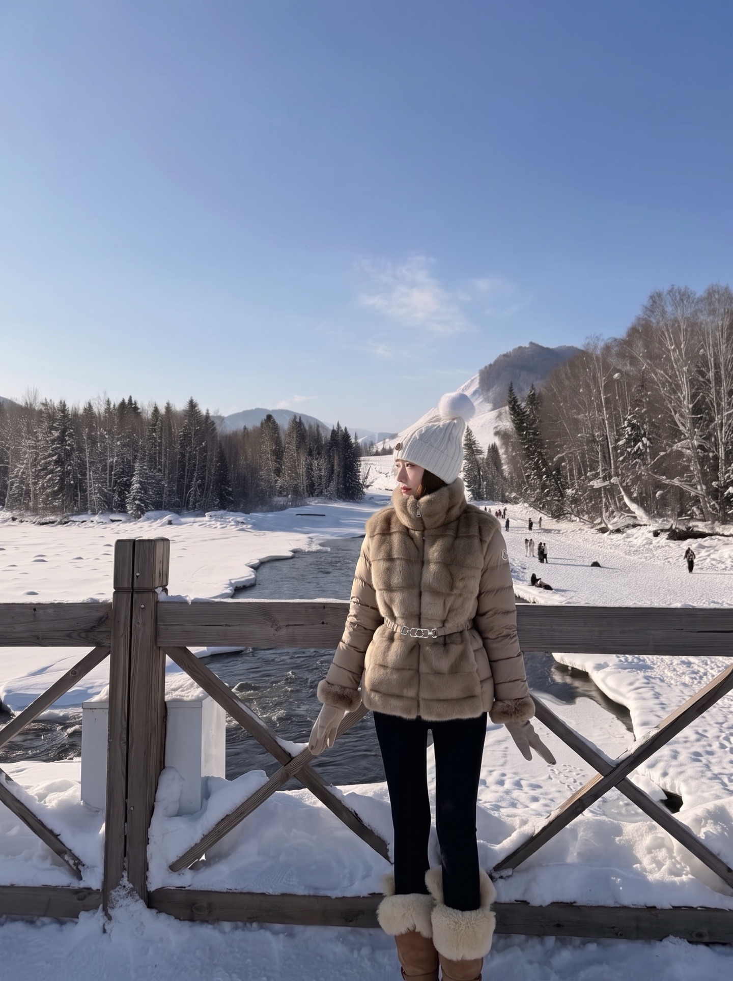 Monc 26fw fur belted down jacket