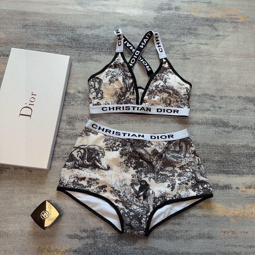 D swimsuit