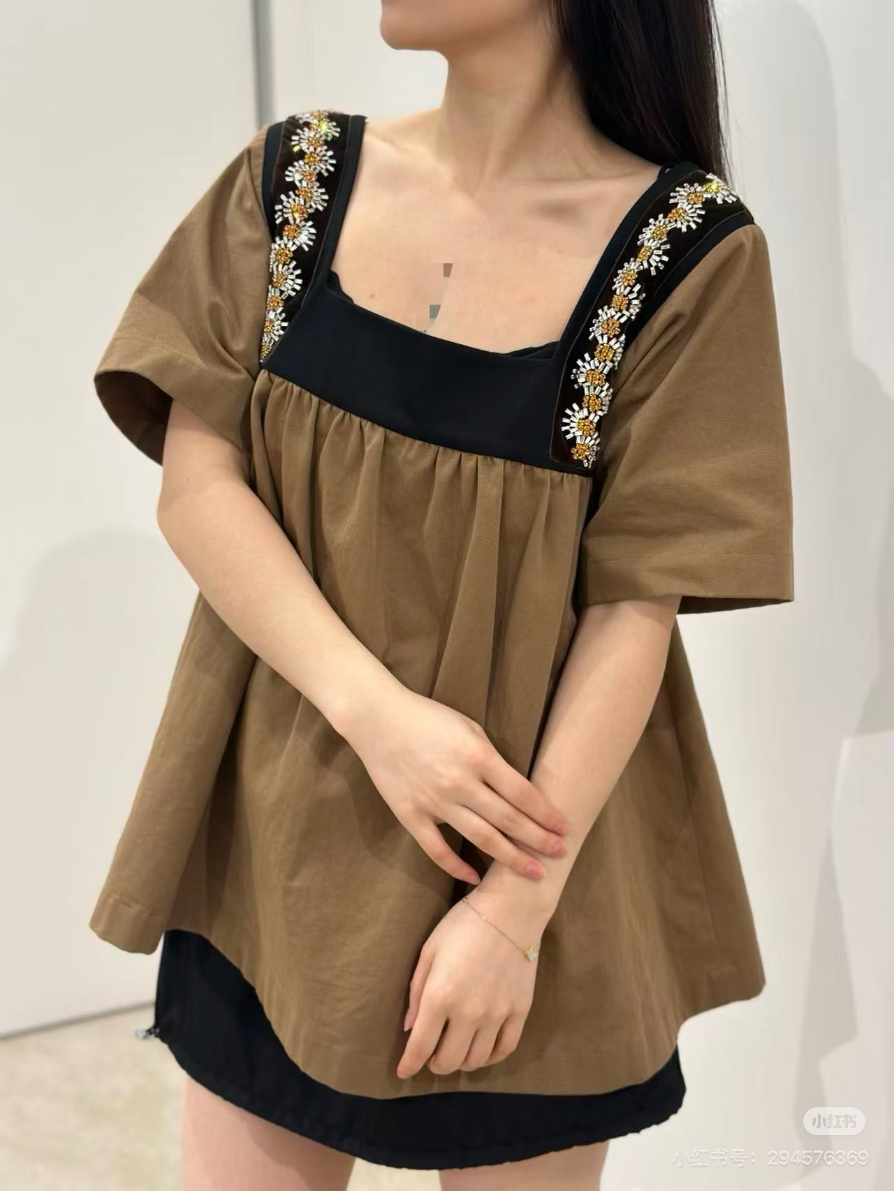 Pra 26fw rhinestone beading top