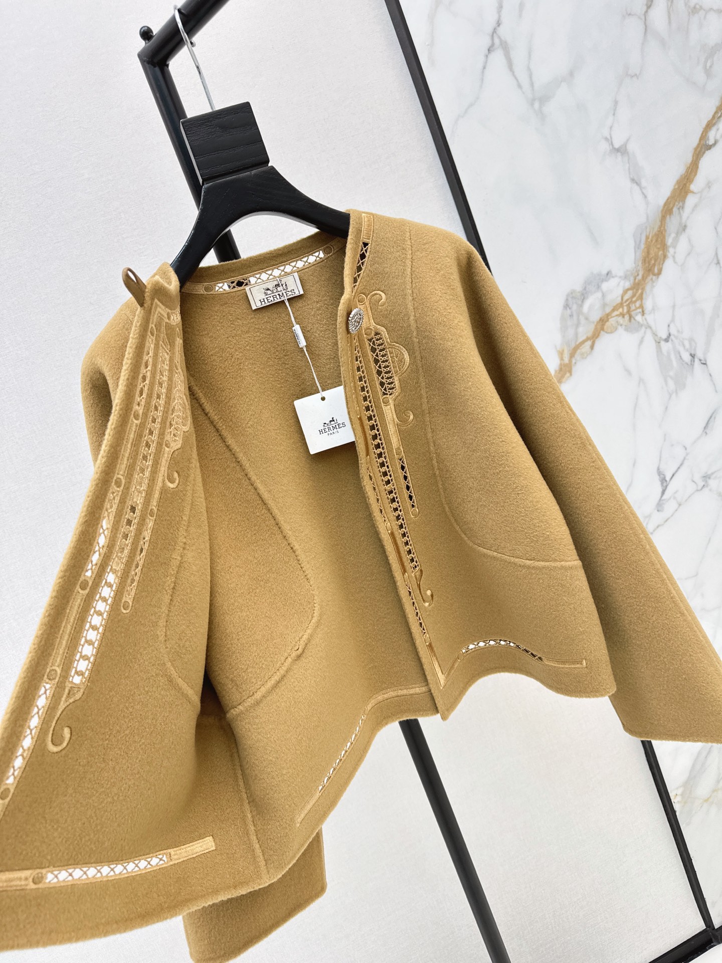 Her 26fw embroidery woolen jacket
