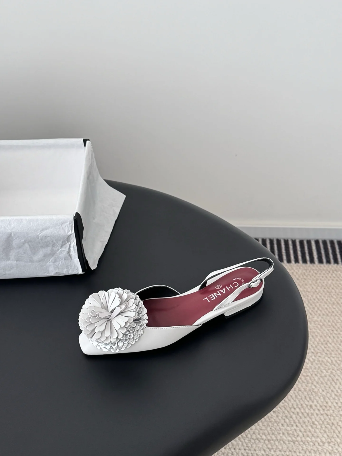 Chan 26ss slingback flats