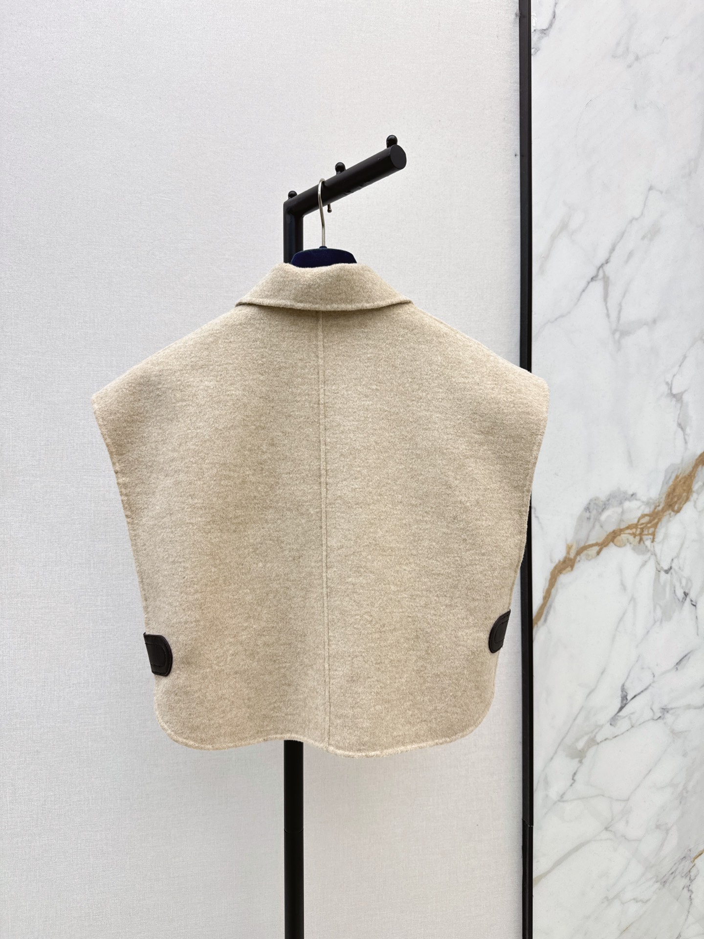 Loui 26fw woolen knit vest