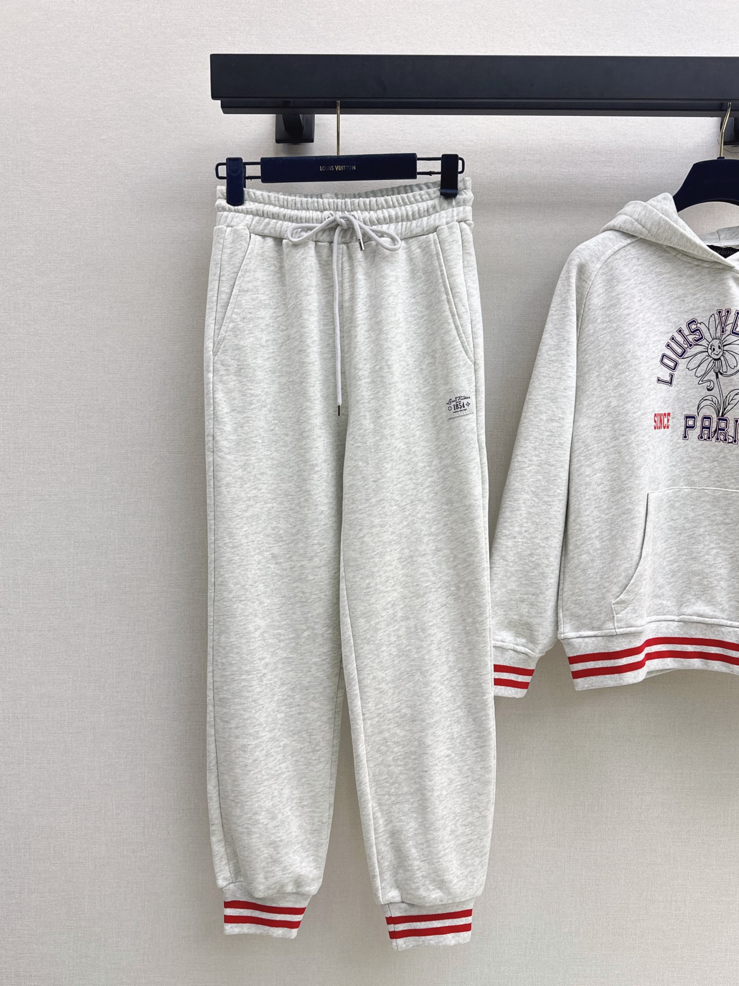 Loui 26fw hooide sweater pant sets