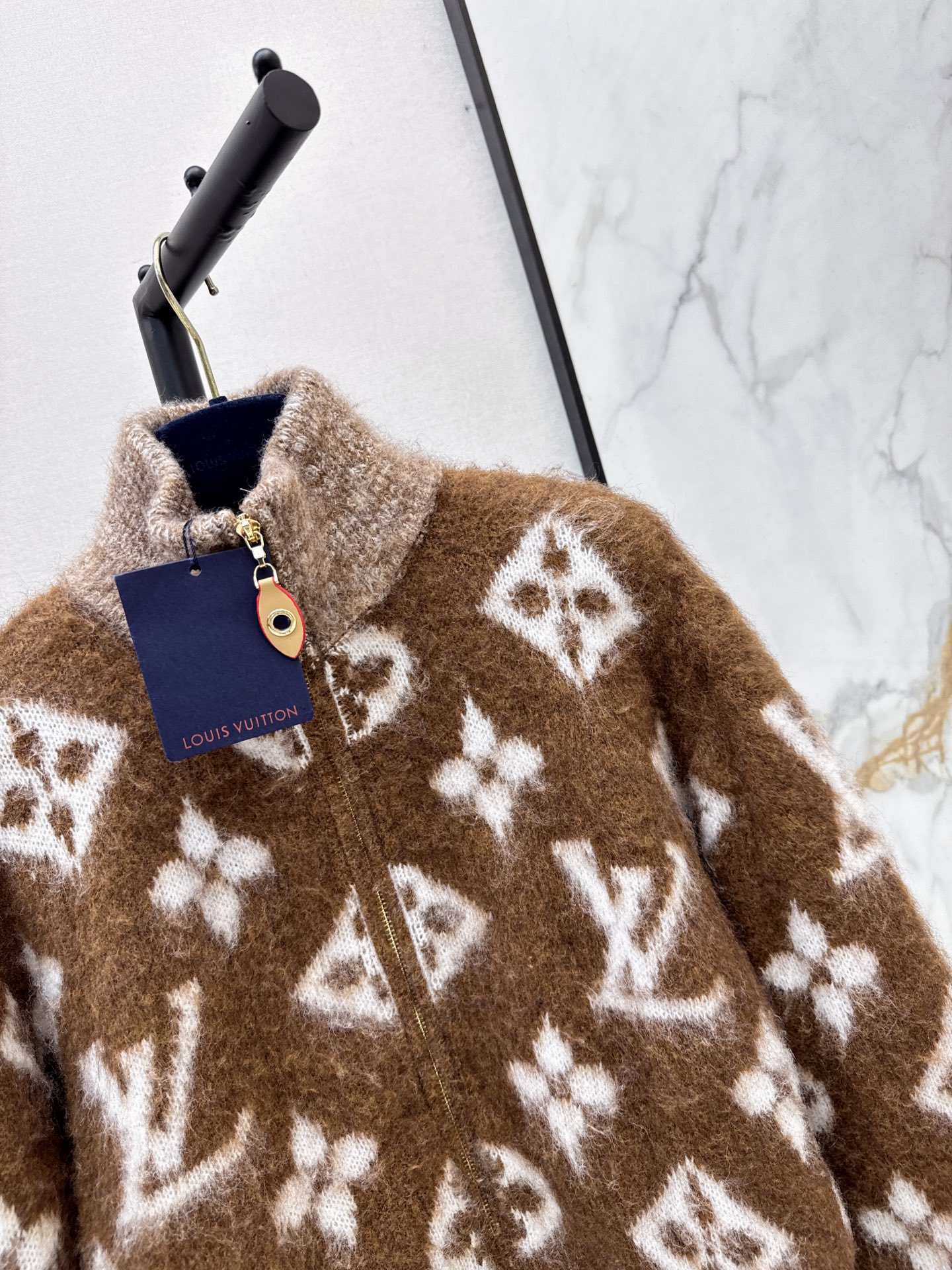 Loui 26fw jacquard zipper cardigan