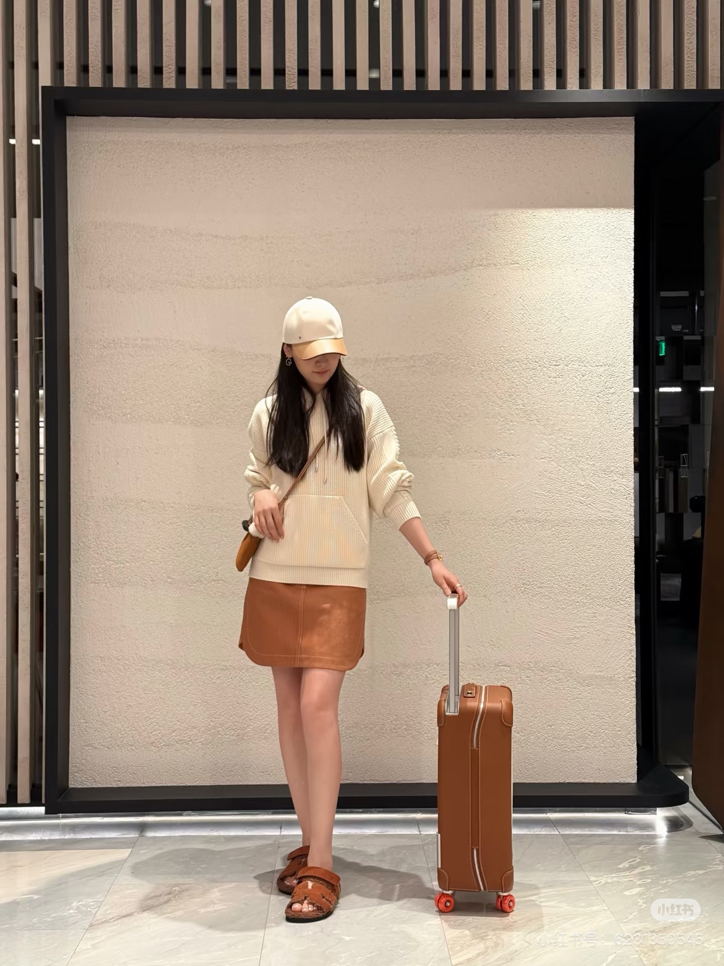 Her 26fw hooded sweater