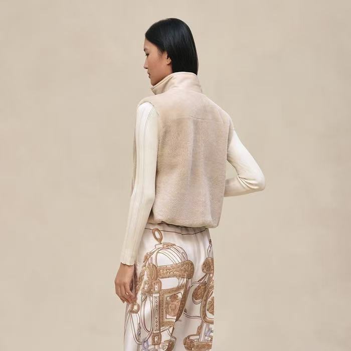 Her 26fw fur lether vest jacket