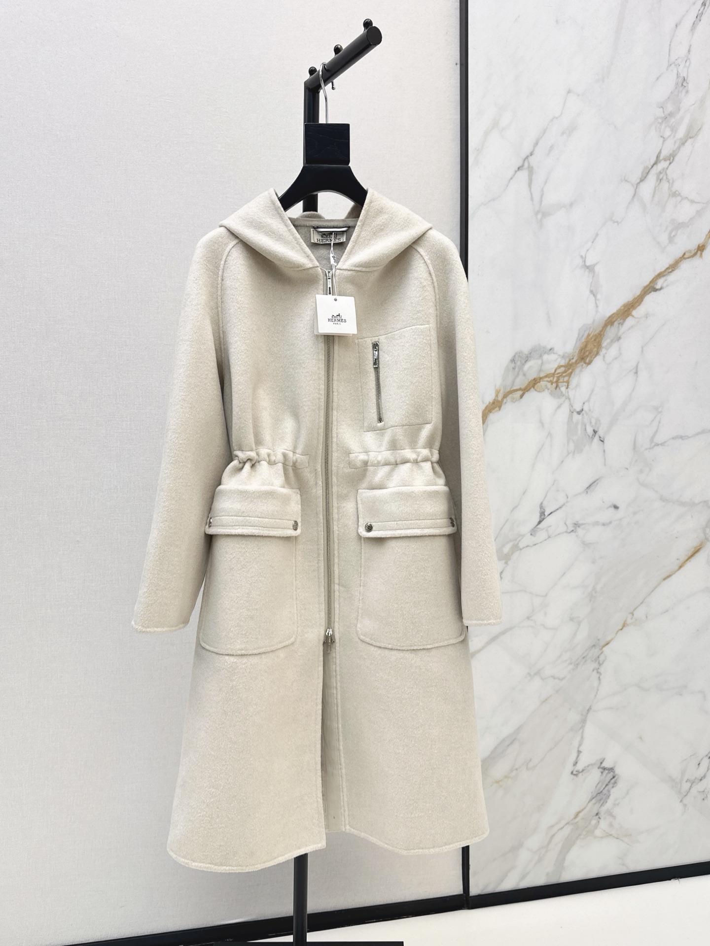 Her 26fw drawstring hooded overcoats