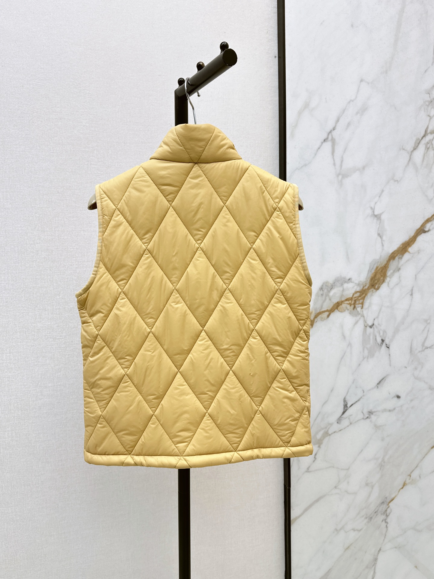 Bur 26fw padded vest