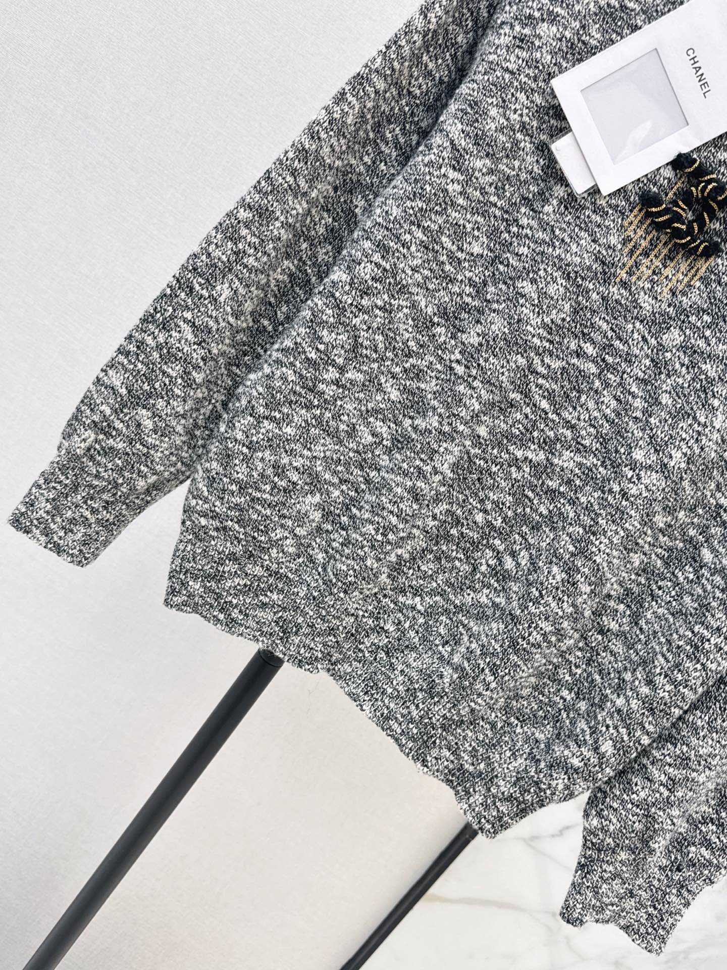 Chan 26fw embroidery sweater