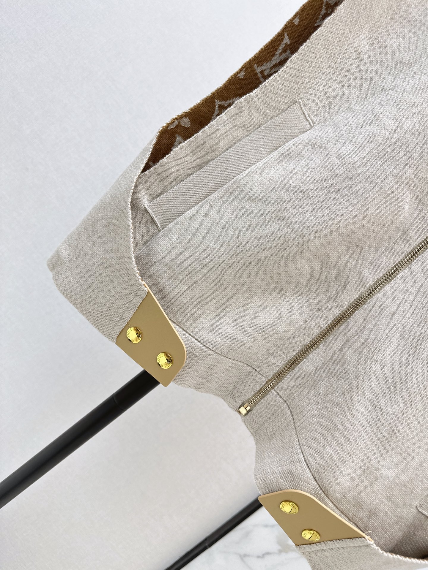 Loui 26ss hooded cape vest jacket