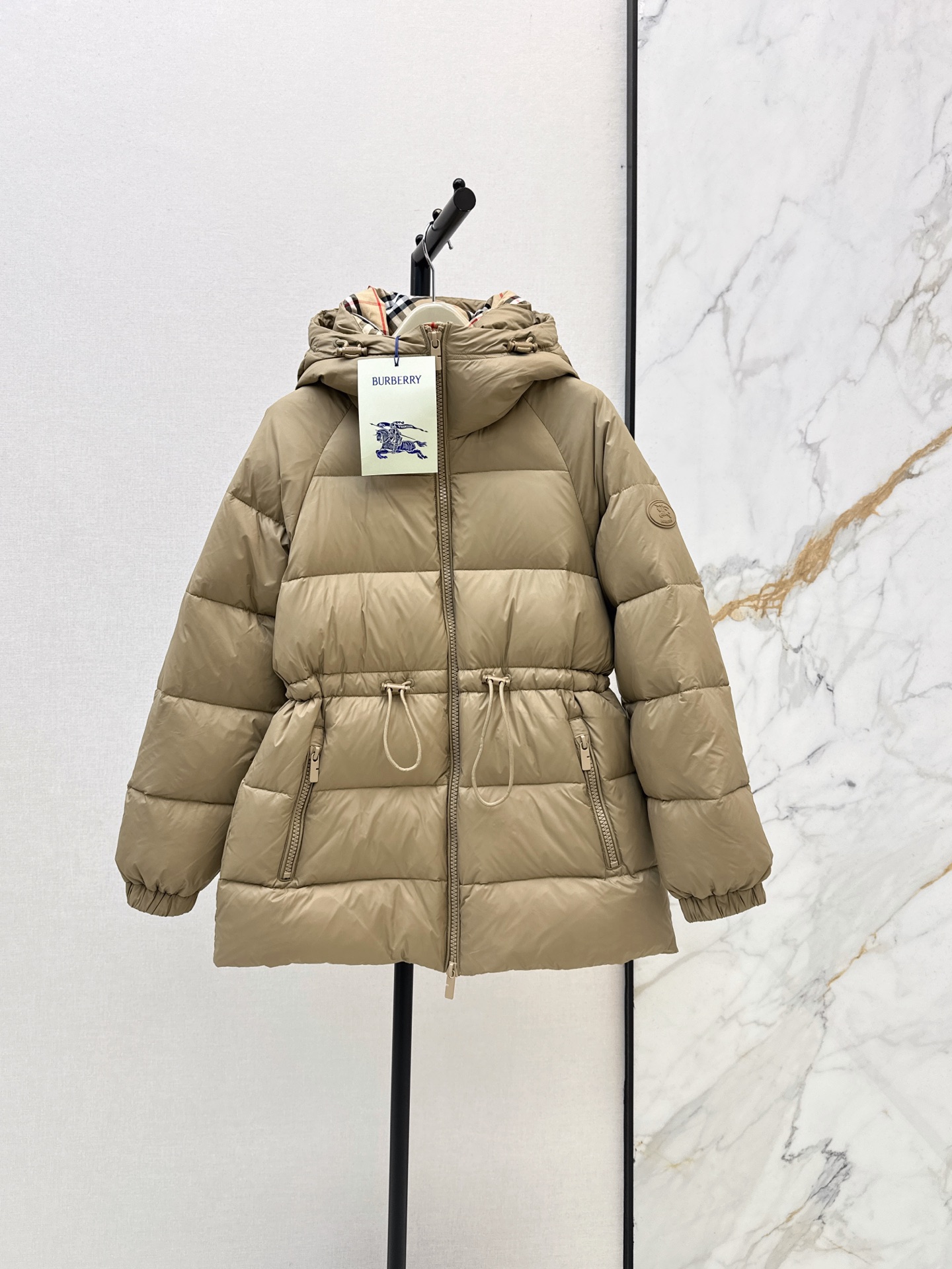 Bur 26fw hooded drawstring down jacket