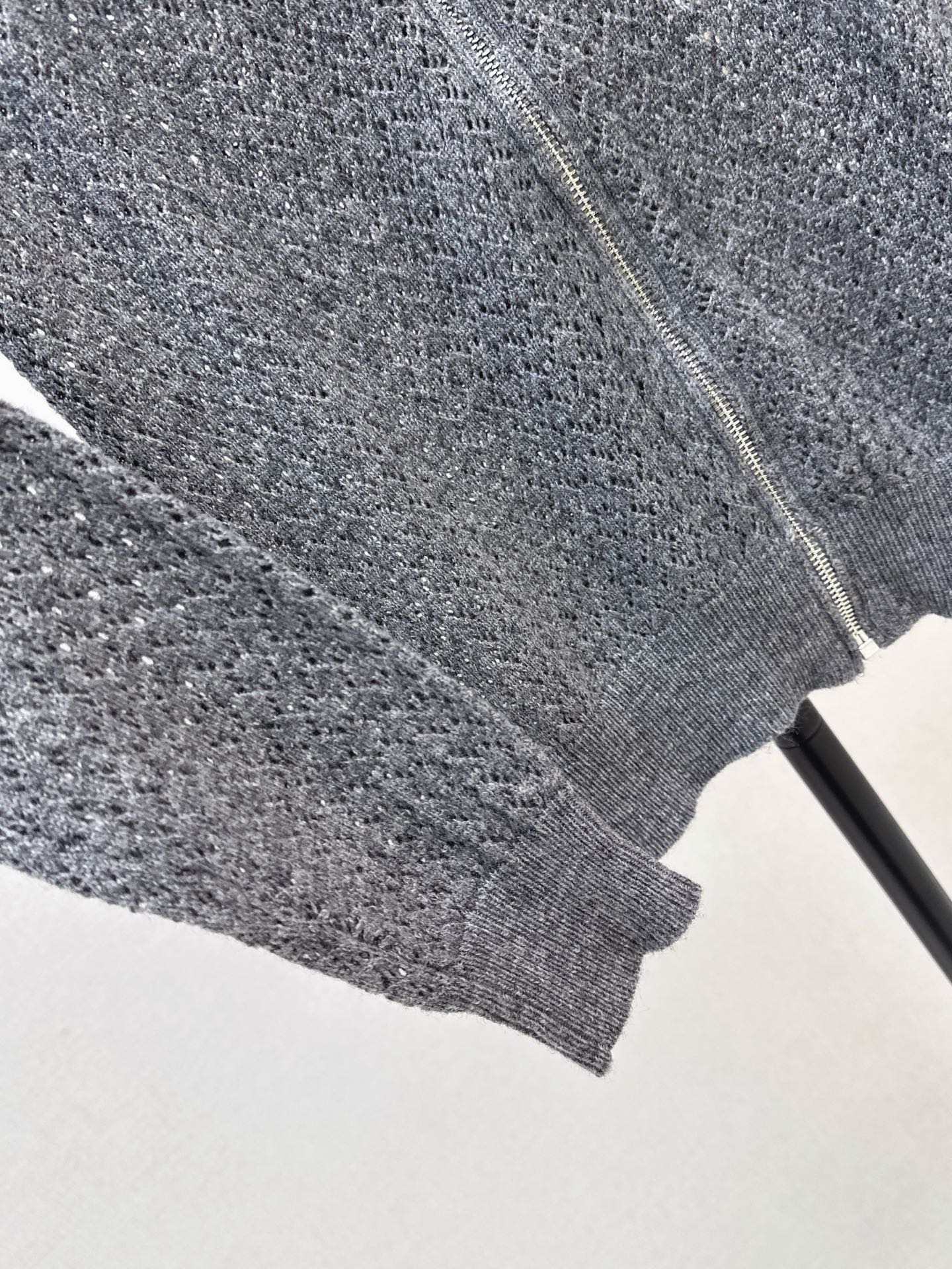 Miu 26fw knit zipper sweater