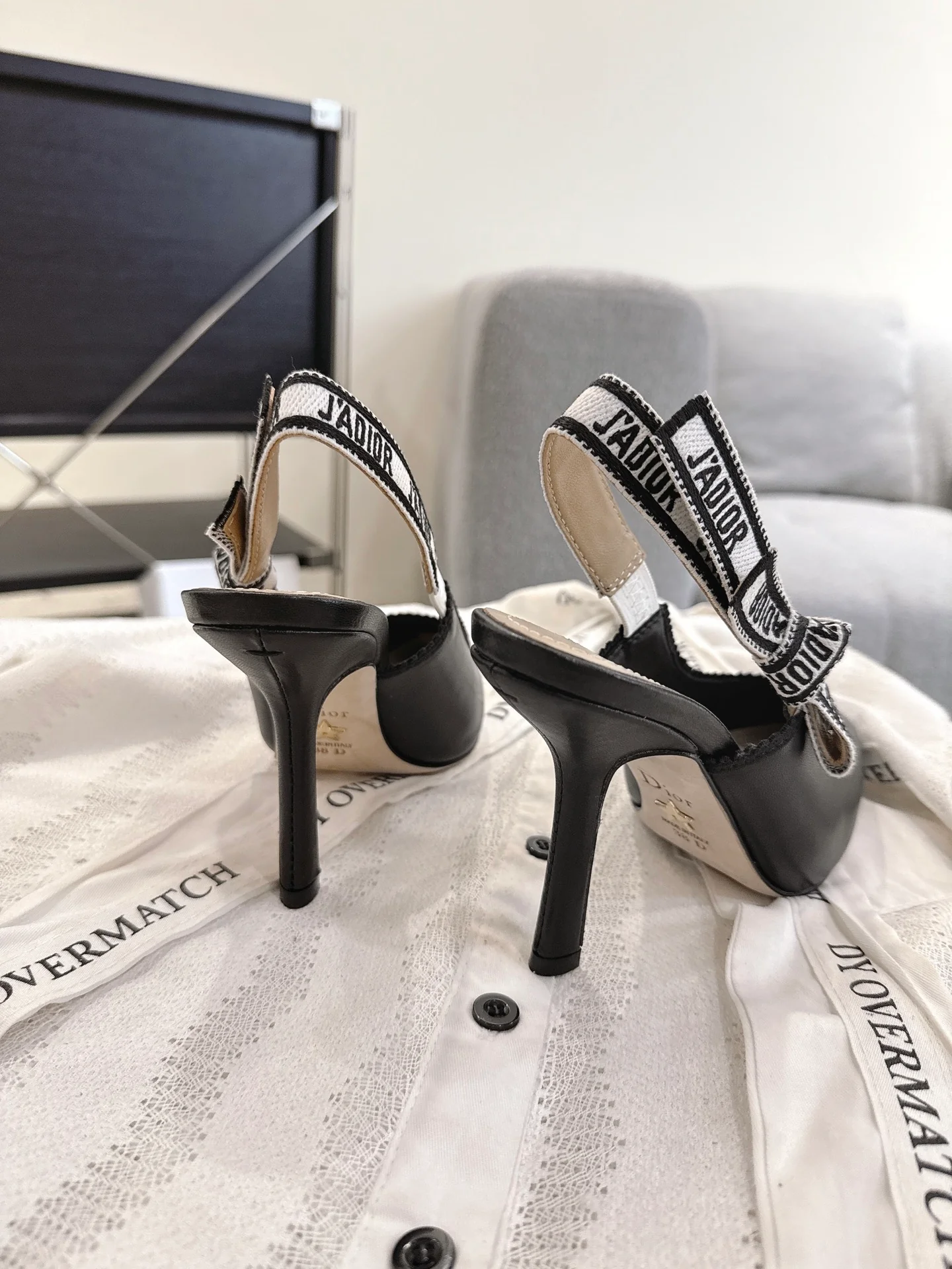 CD 25fw  slingback heels