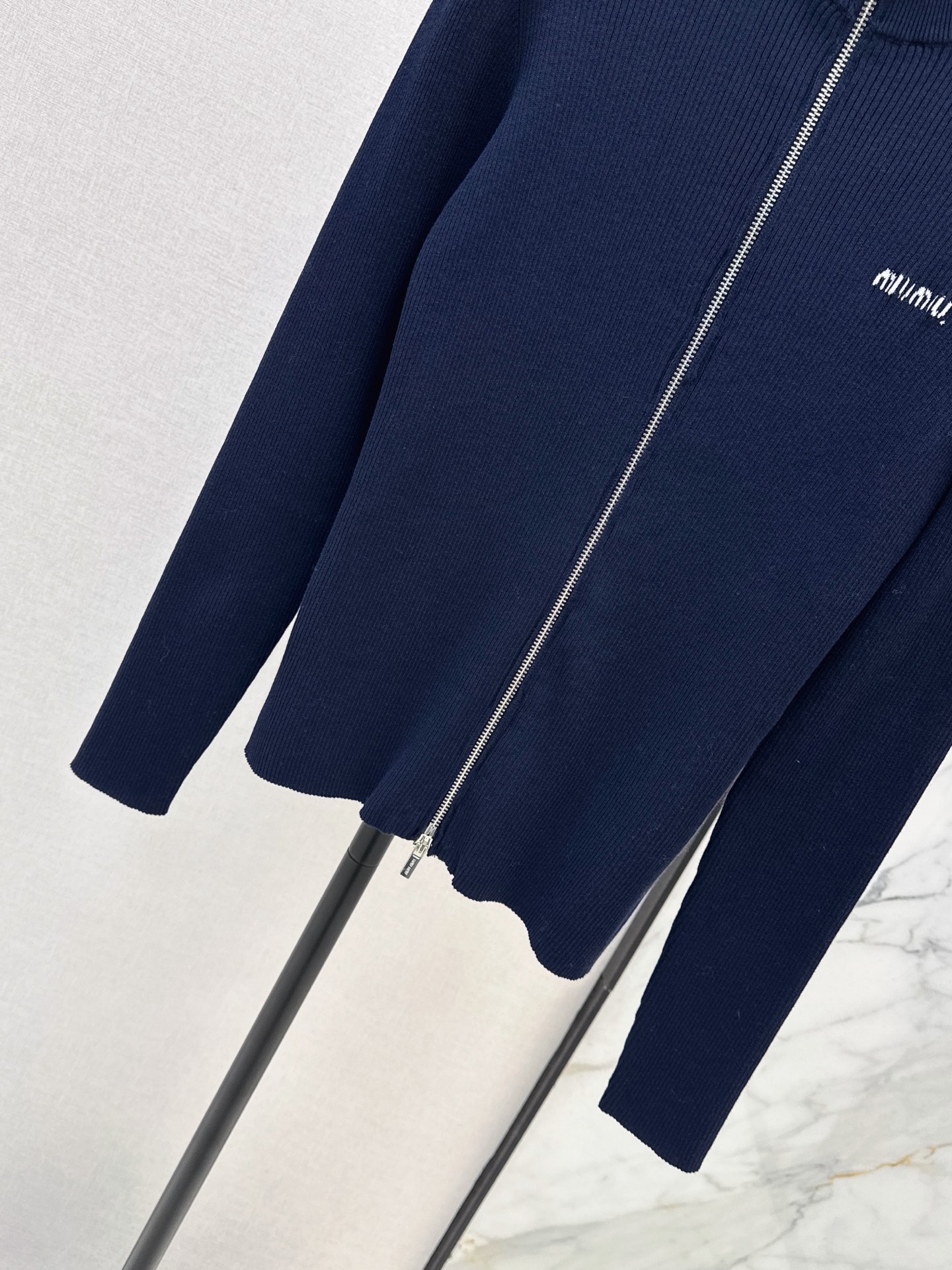Miu 26fw zipper knit cardigan