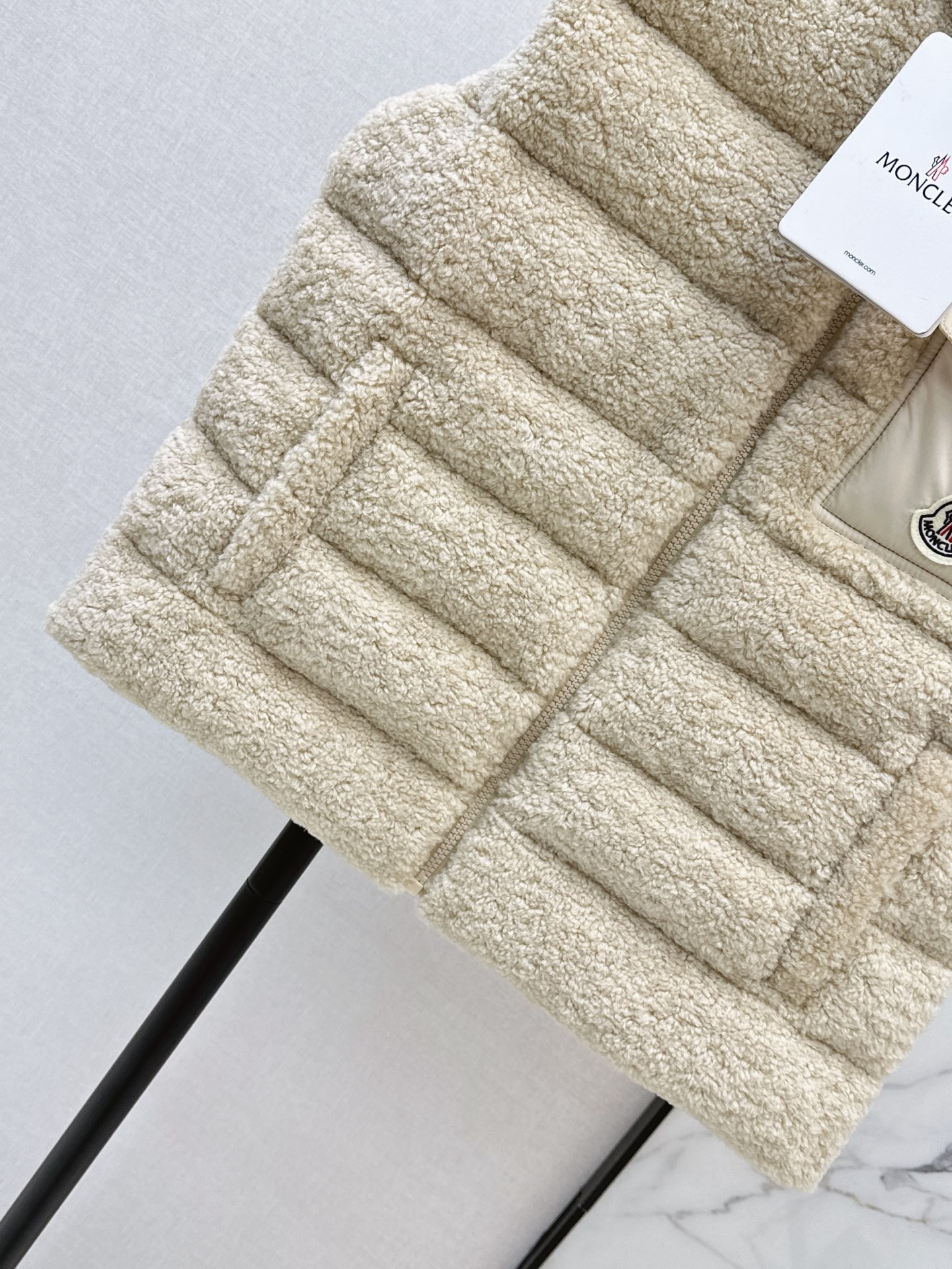 Monc 26fw shearling-fleece down vest