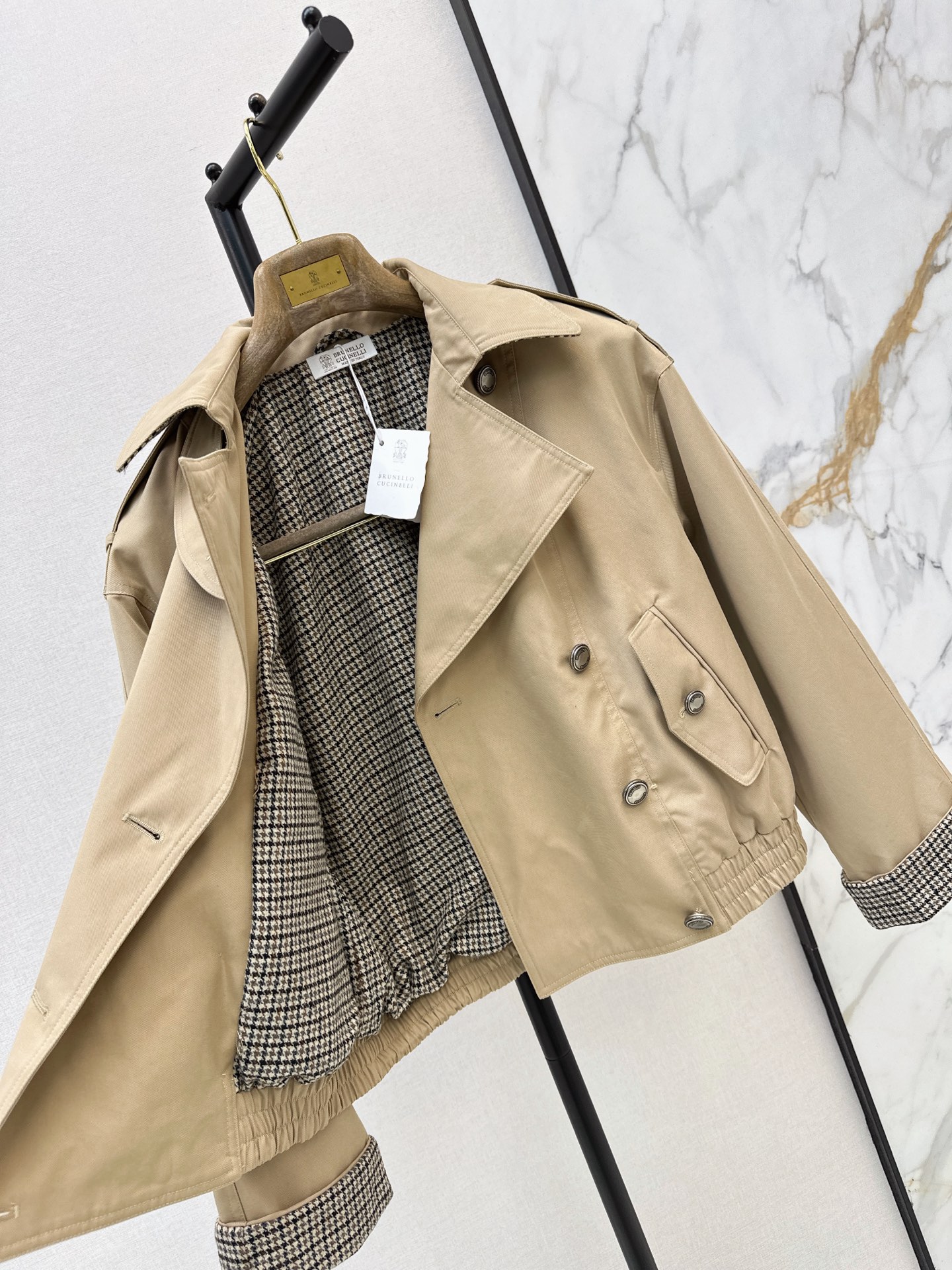 Brun 26fw cropped trench coats