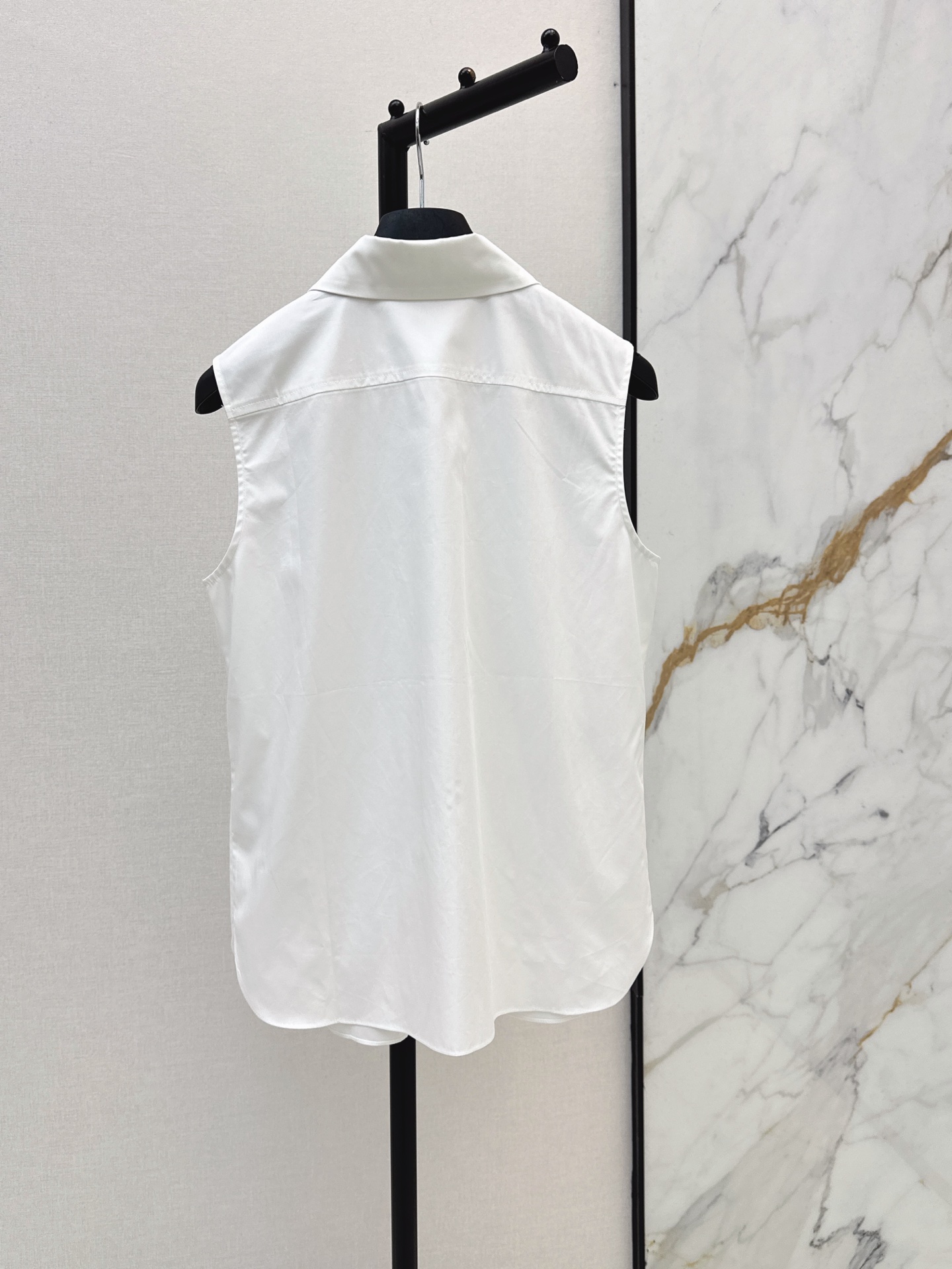 CD 26ss sleeveless shirt