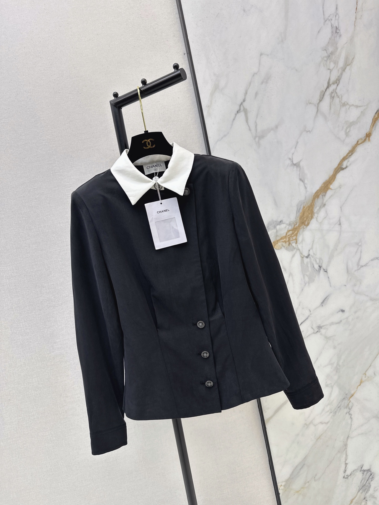 Chan 26fw cinching waist shirt