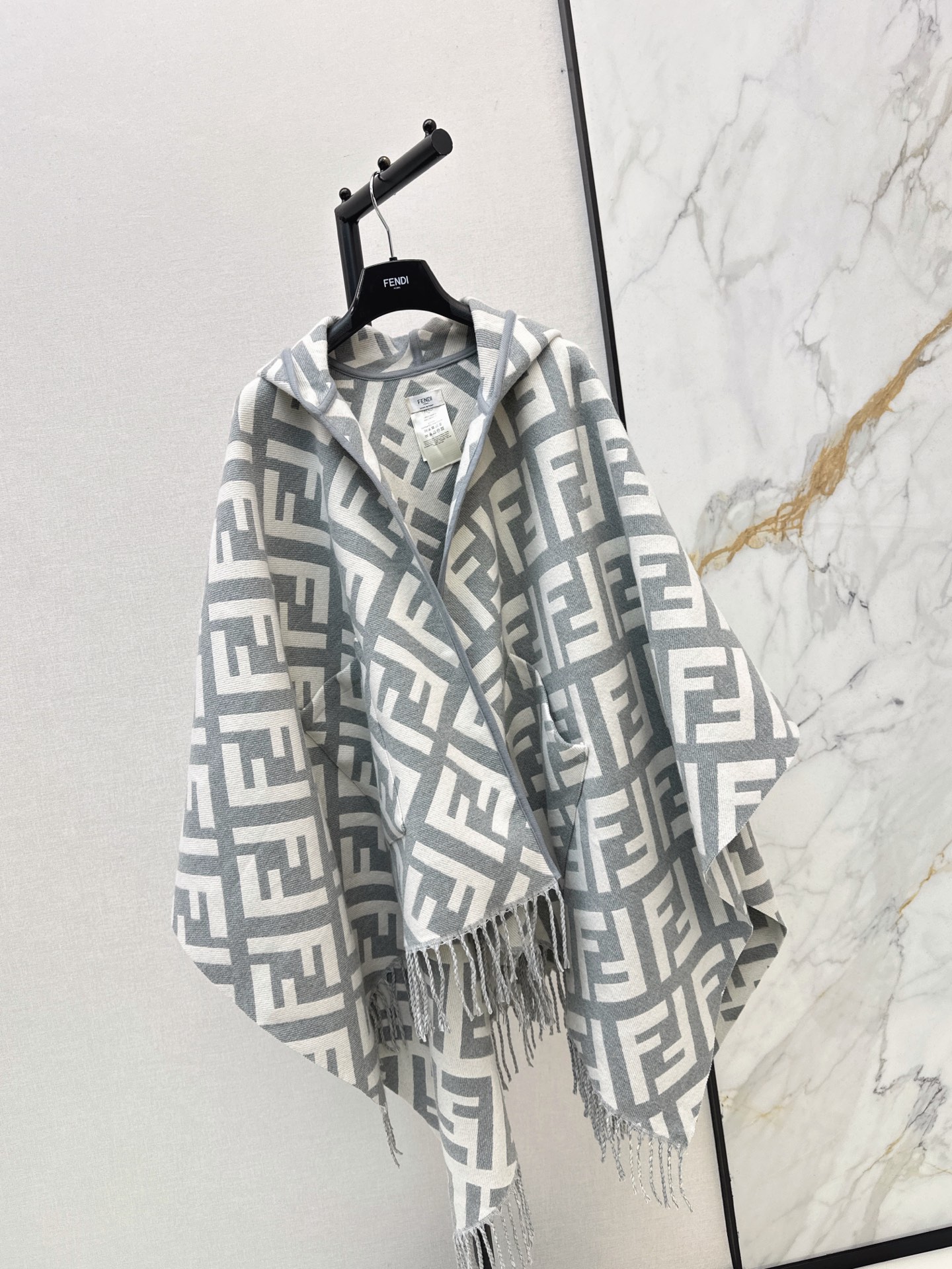 Fen 26fw cashmere hooded shawls cape