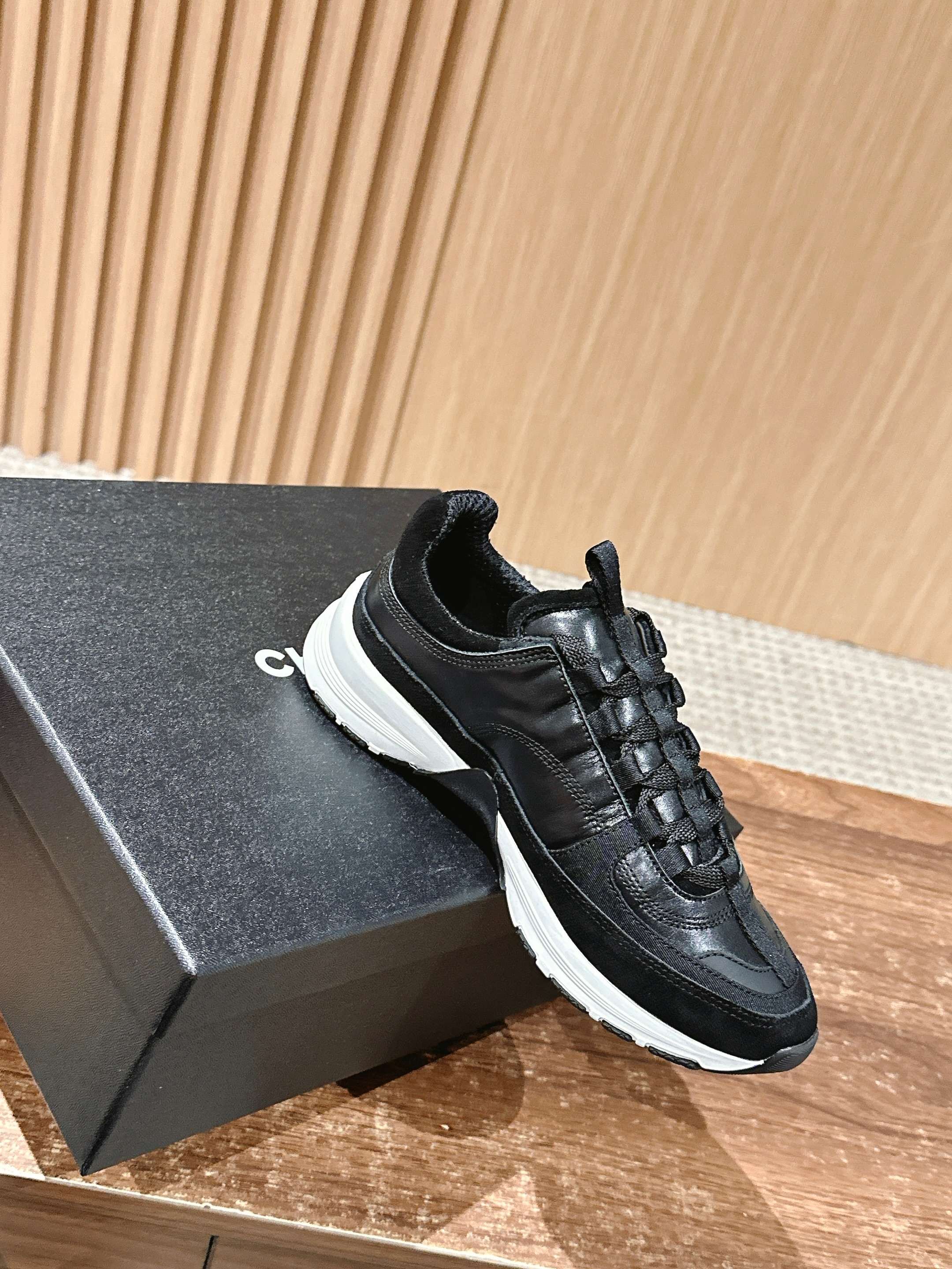 Chan 25fw sneakers
