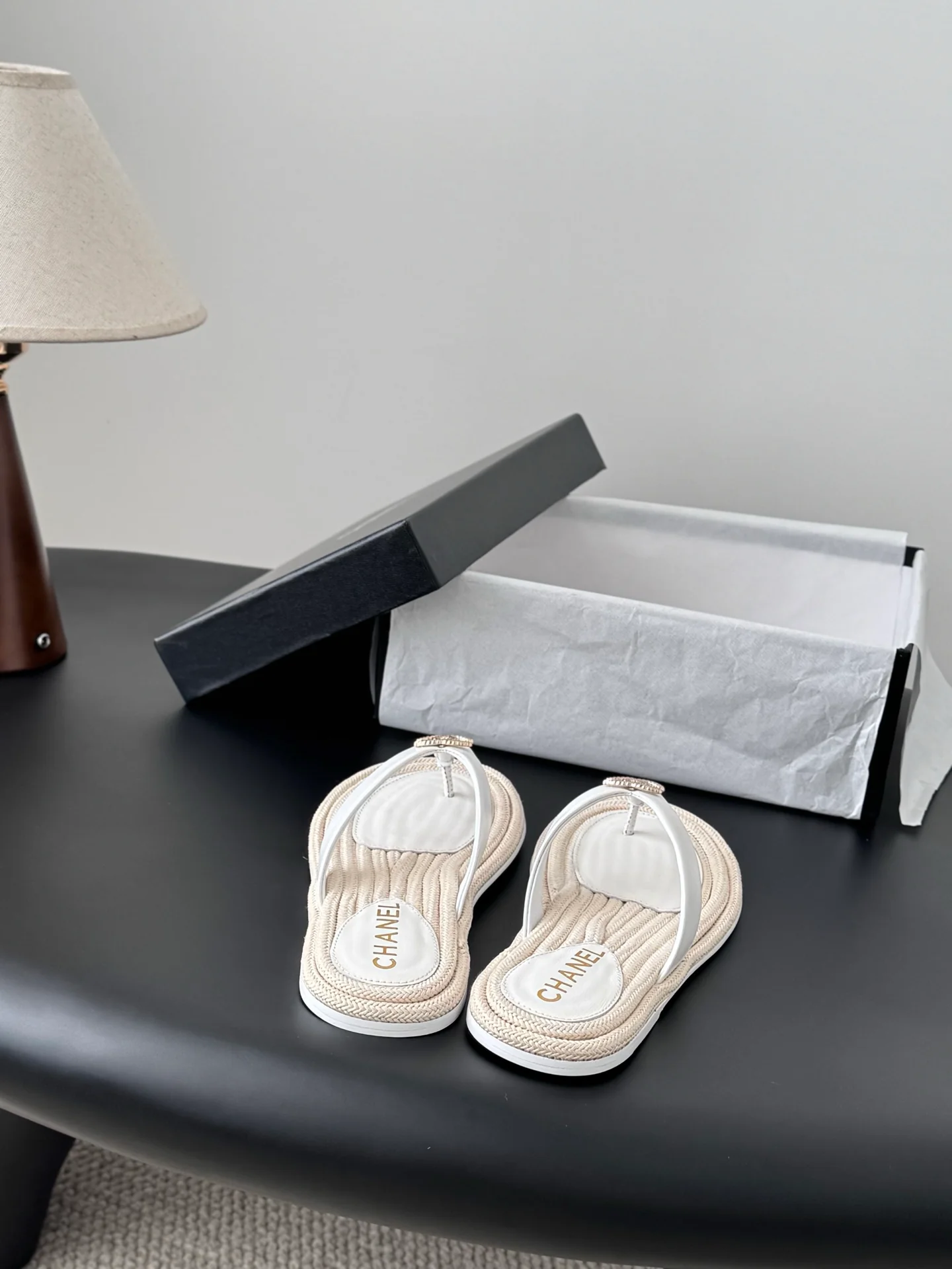 Chan 25K flip-flops