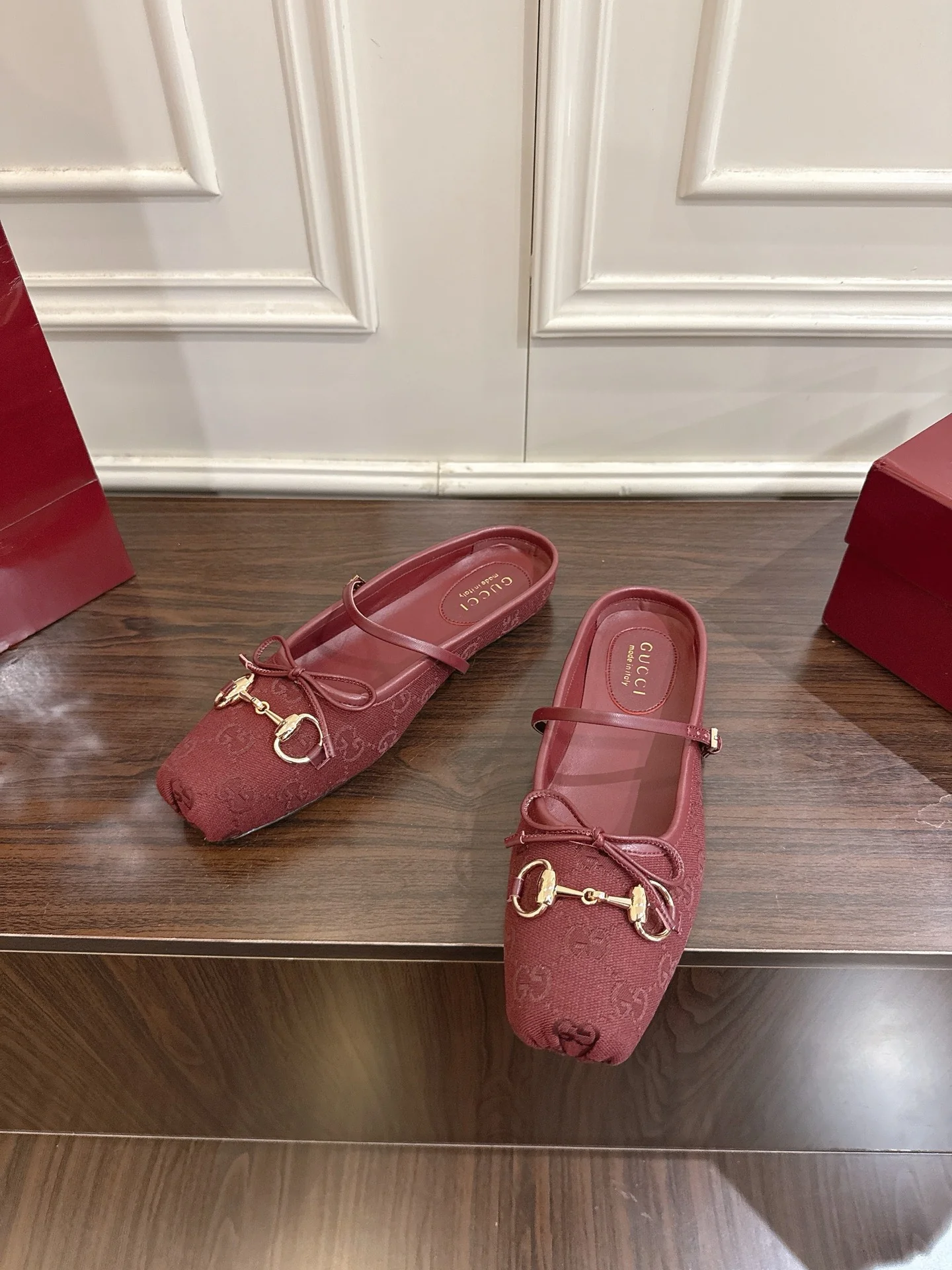 Guc 25fw mules