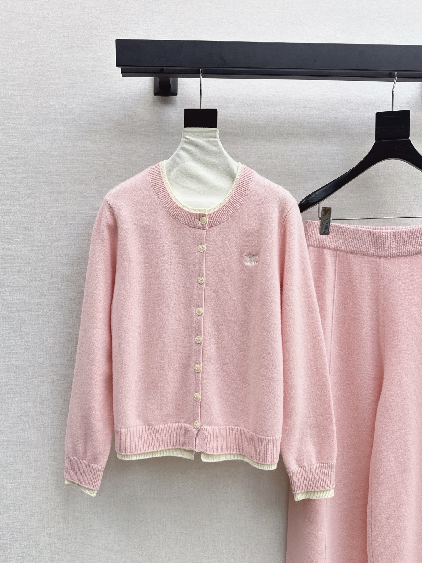Max 26fw knit cardigan pants sets