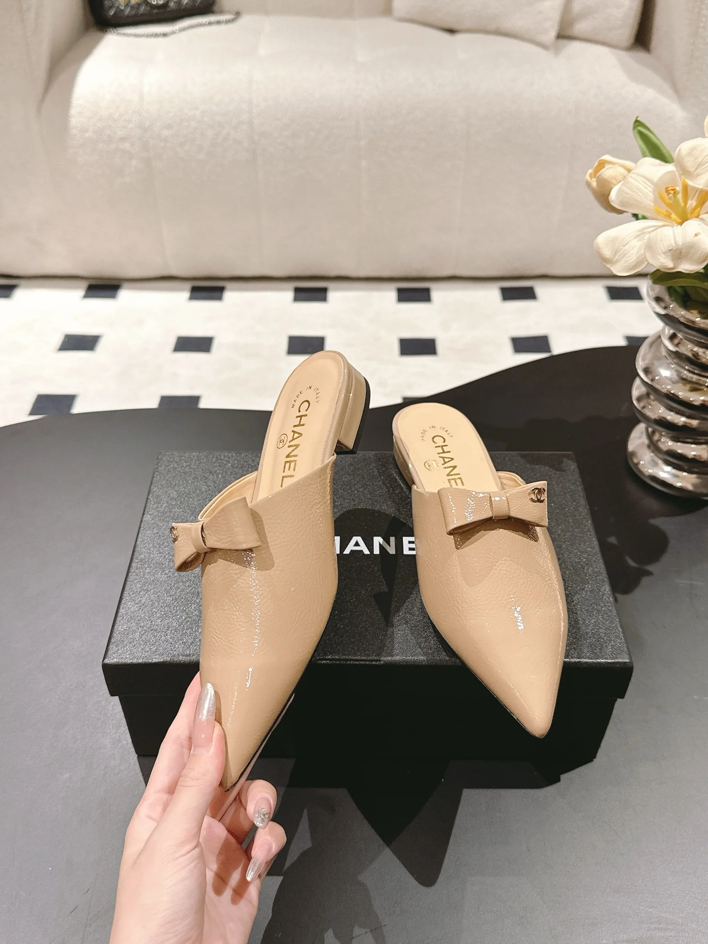 Chan 25fw mules