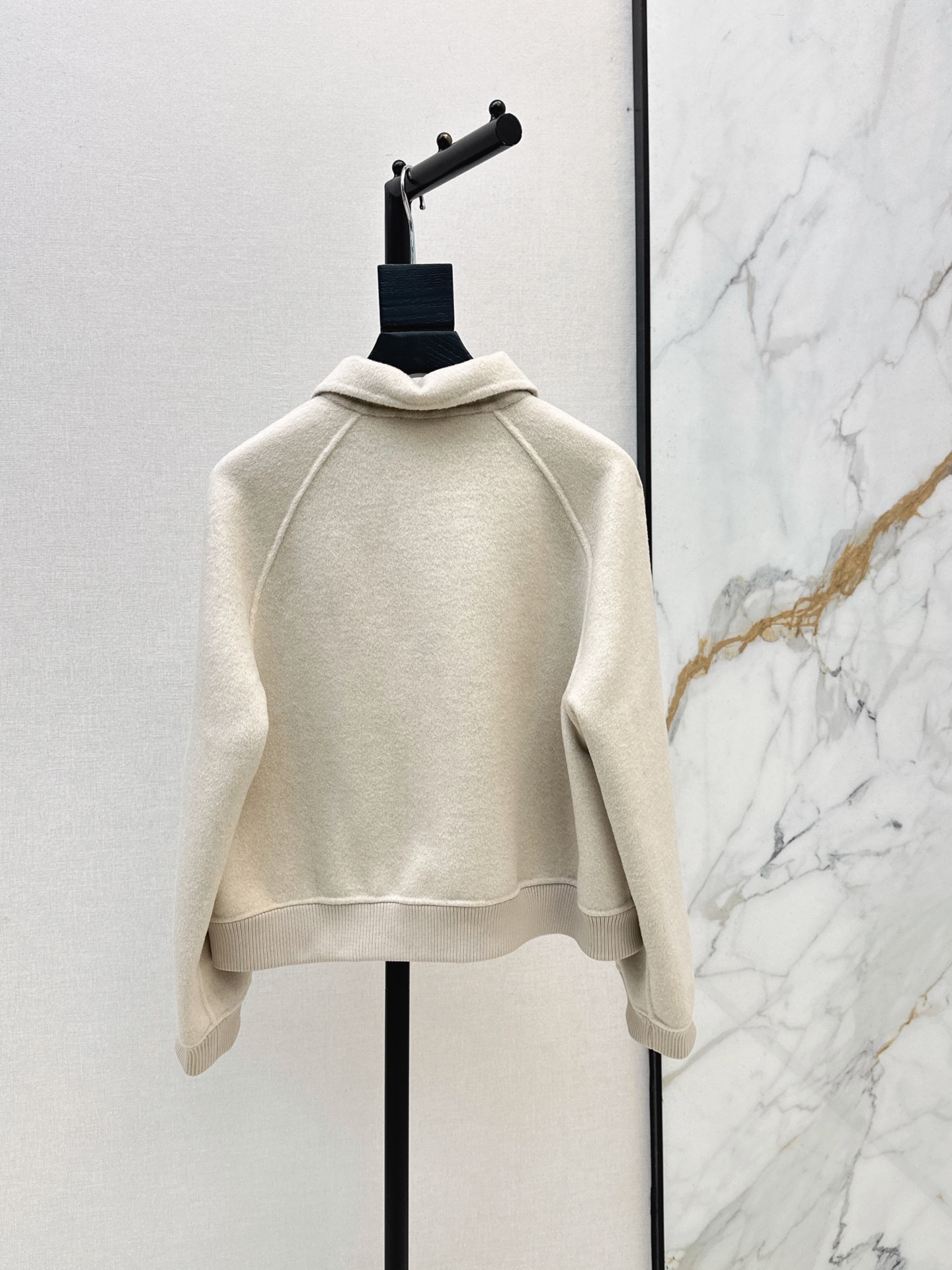 Her 26fw cropped jacket