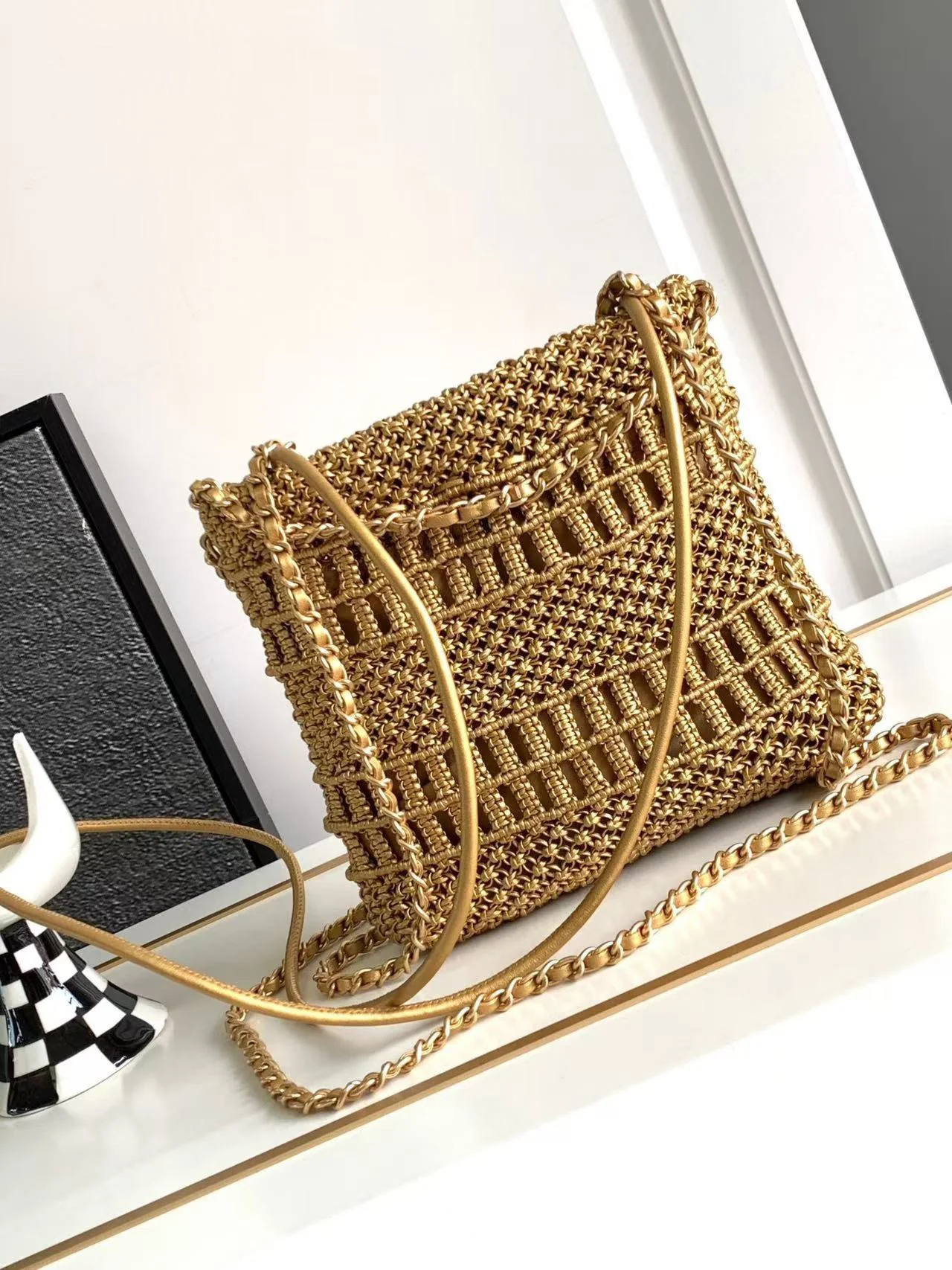 chan mini woven 22bag