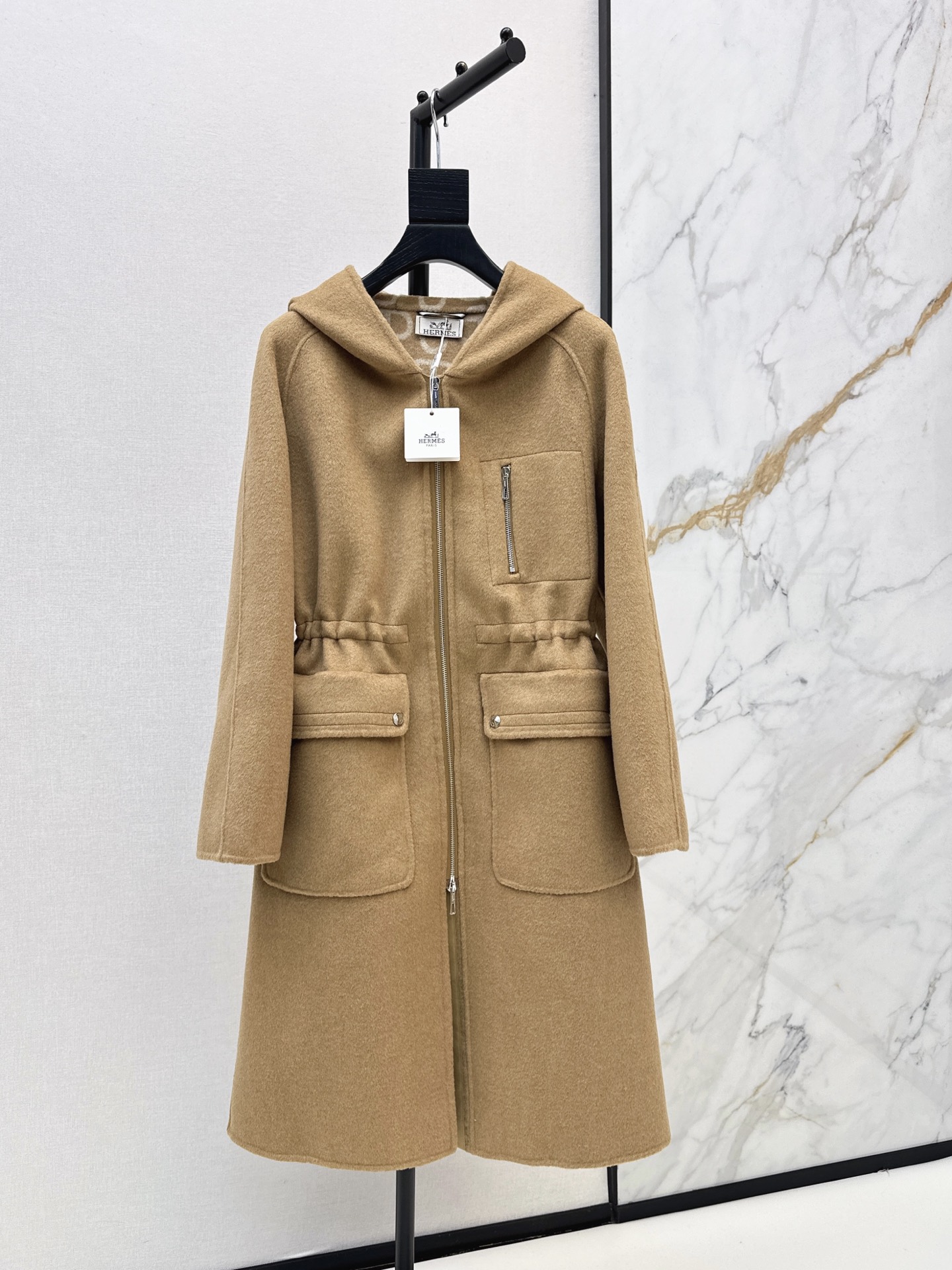 Her 26fw drawstring hooded overcoats