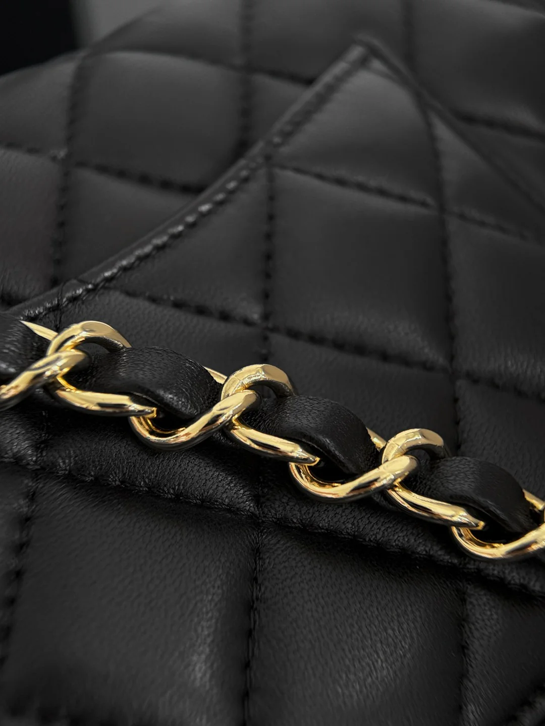 Chan cf20 chain shoulder bag