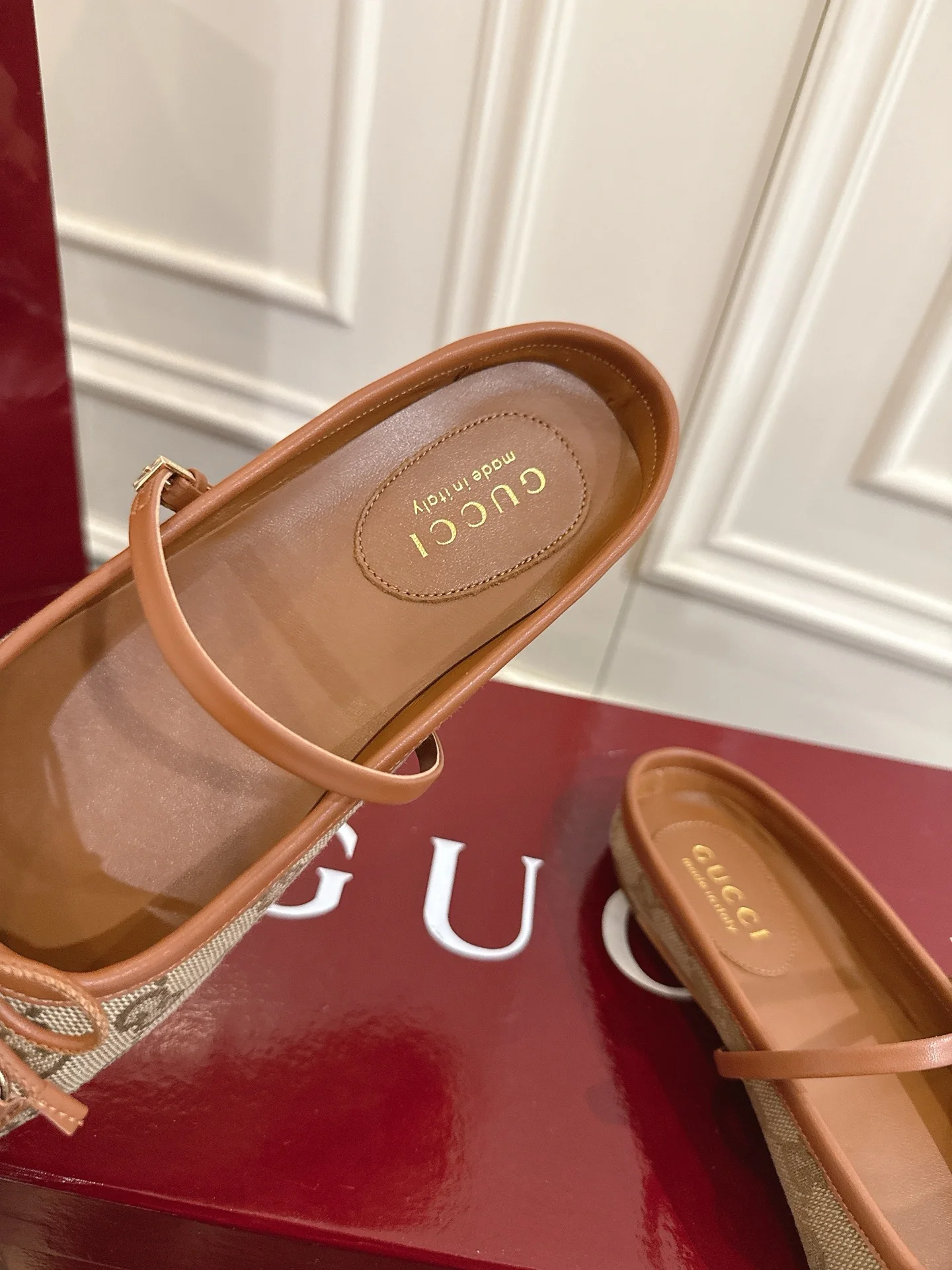 Guc 25fw mules