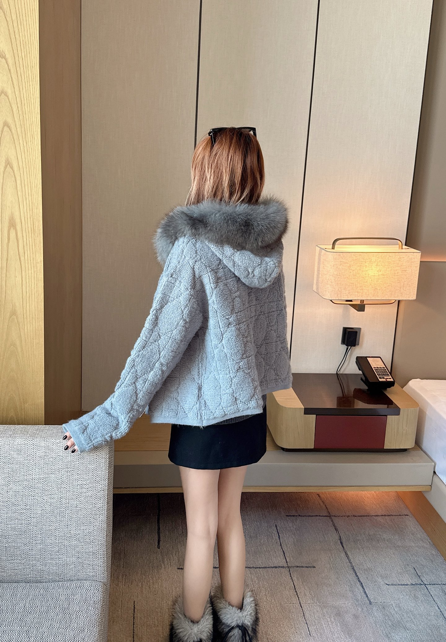 CD 26fw fur-trim hooded jacket