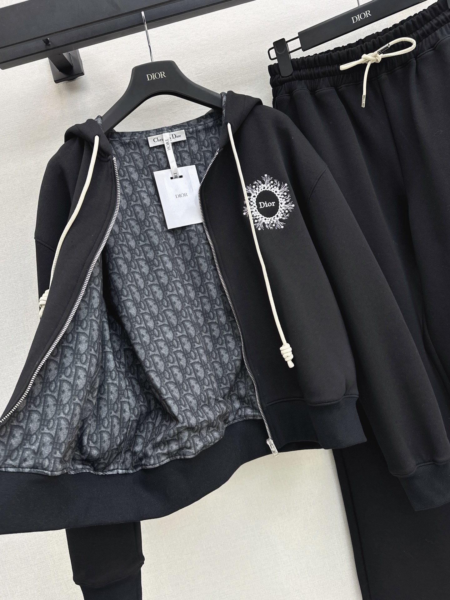 CD 26fw embroidery casual jacket pants sets