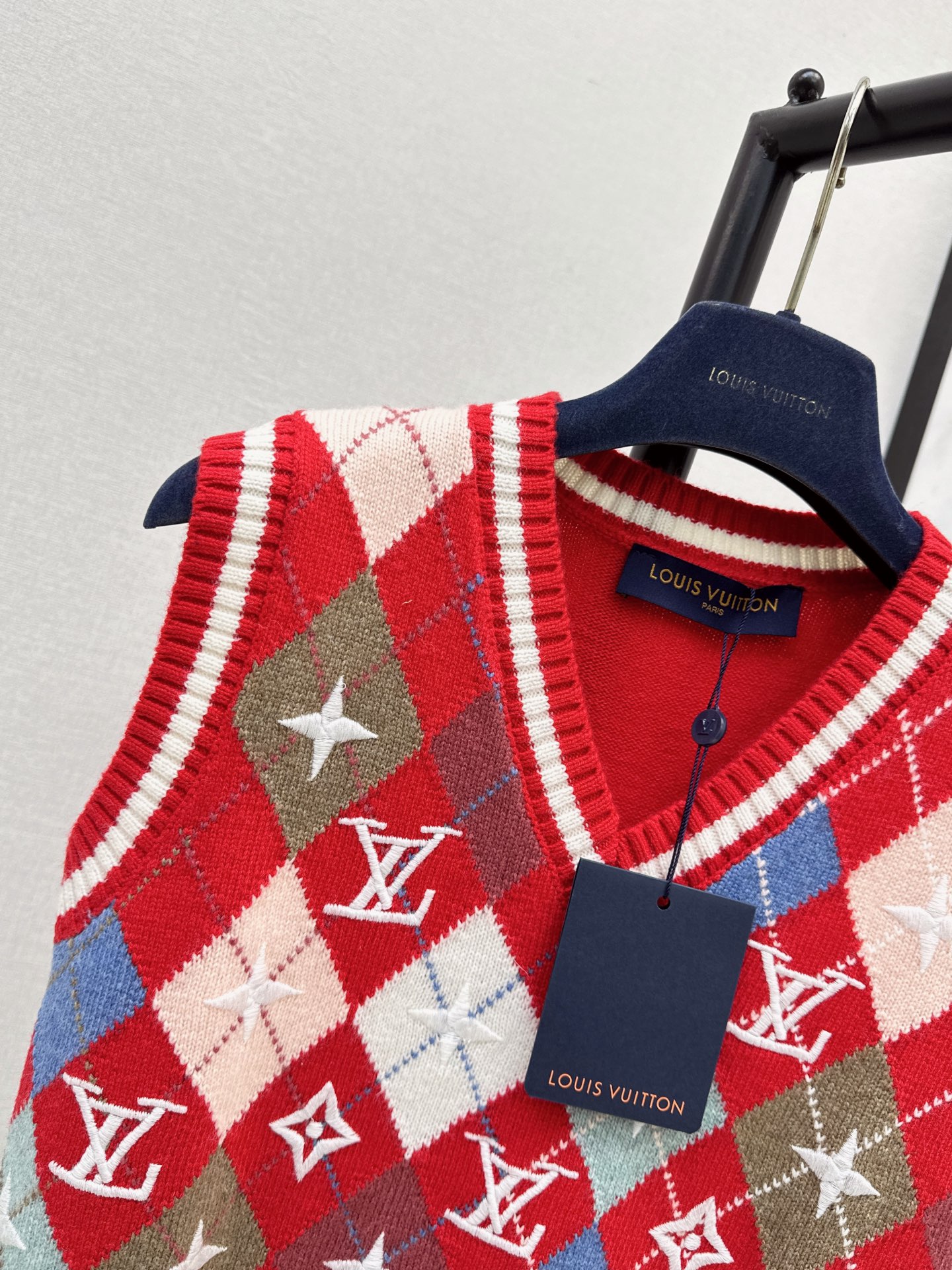 Loui 26fw jacquard knit vest